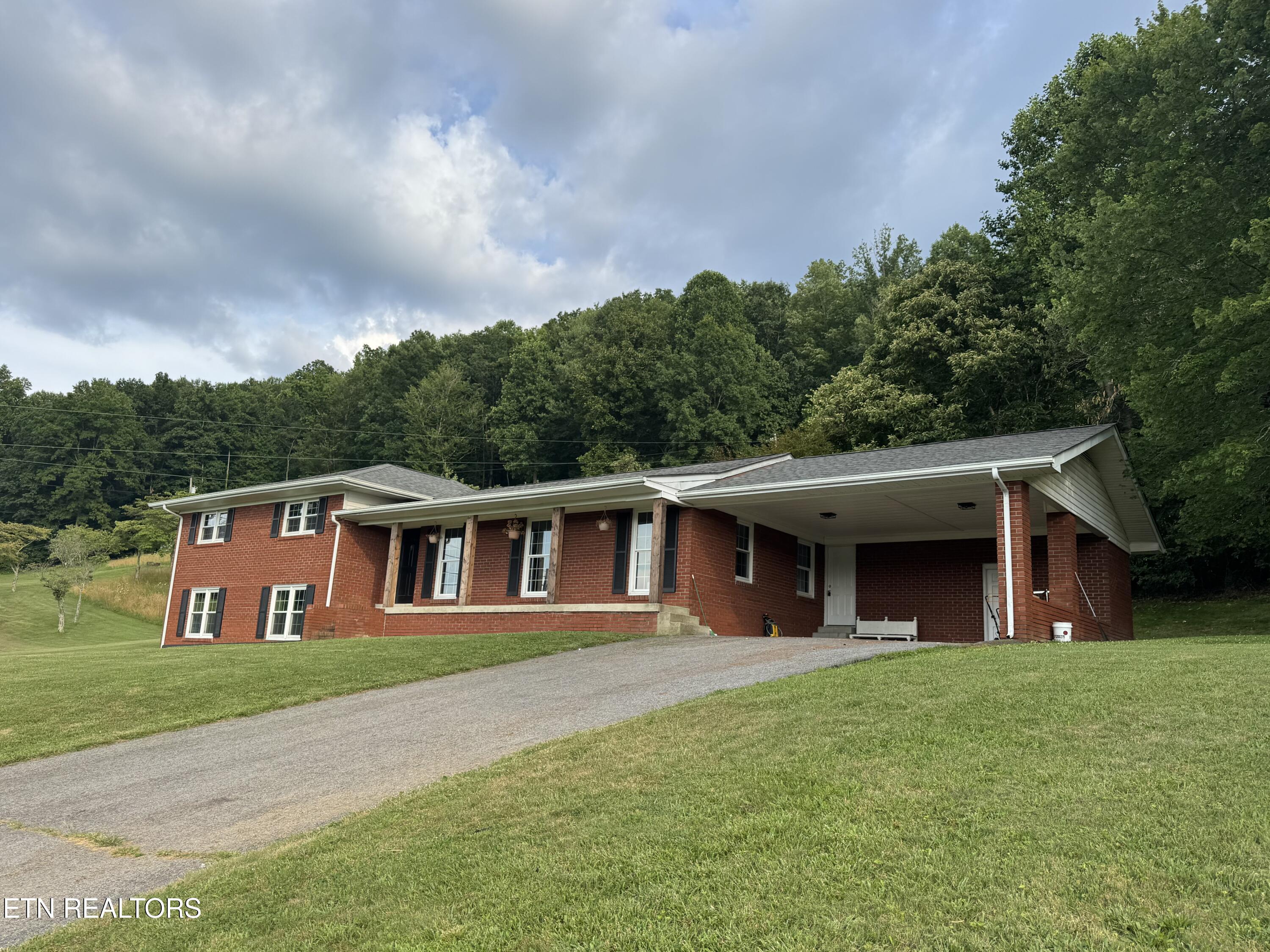 115 Red Oak Lane New Tazewell TN 37825