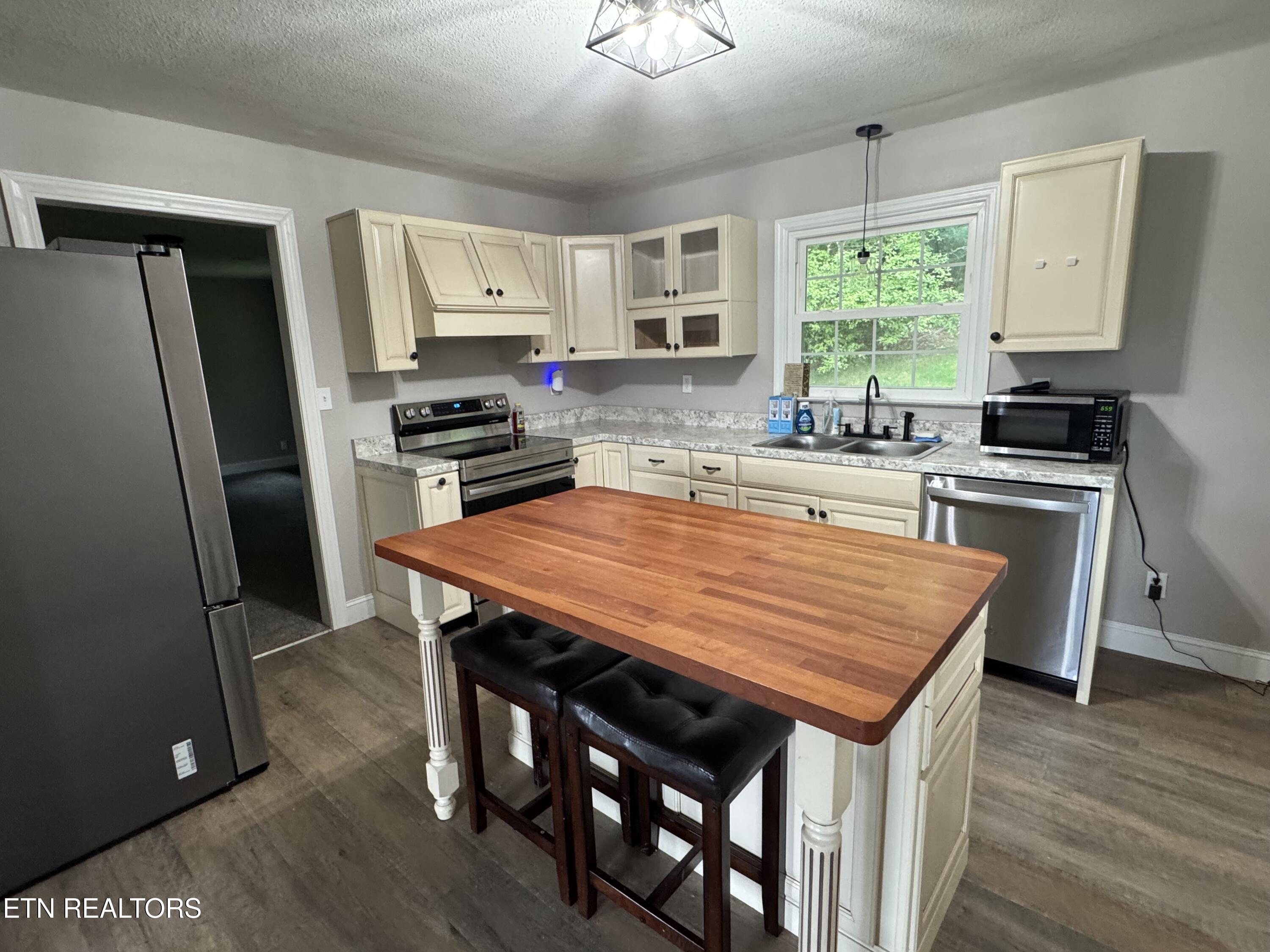 115 Red Oak Lane New Tazewell TN 37825