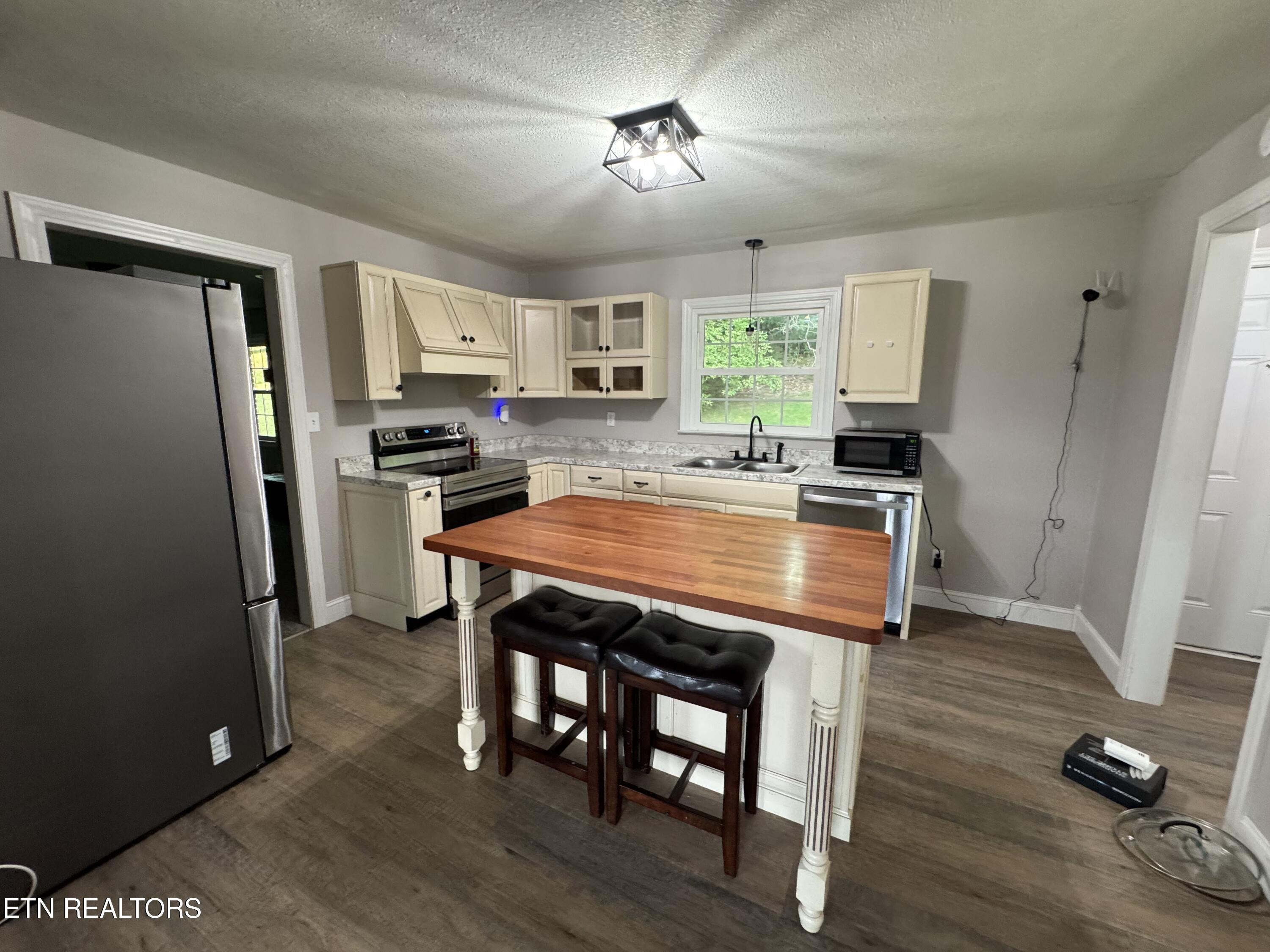 115 Red Oak Lane New Tazewell TN 37825