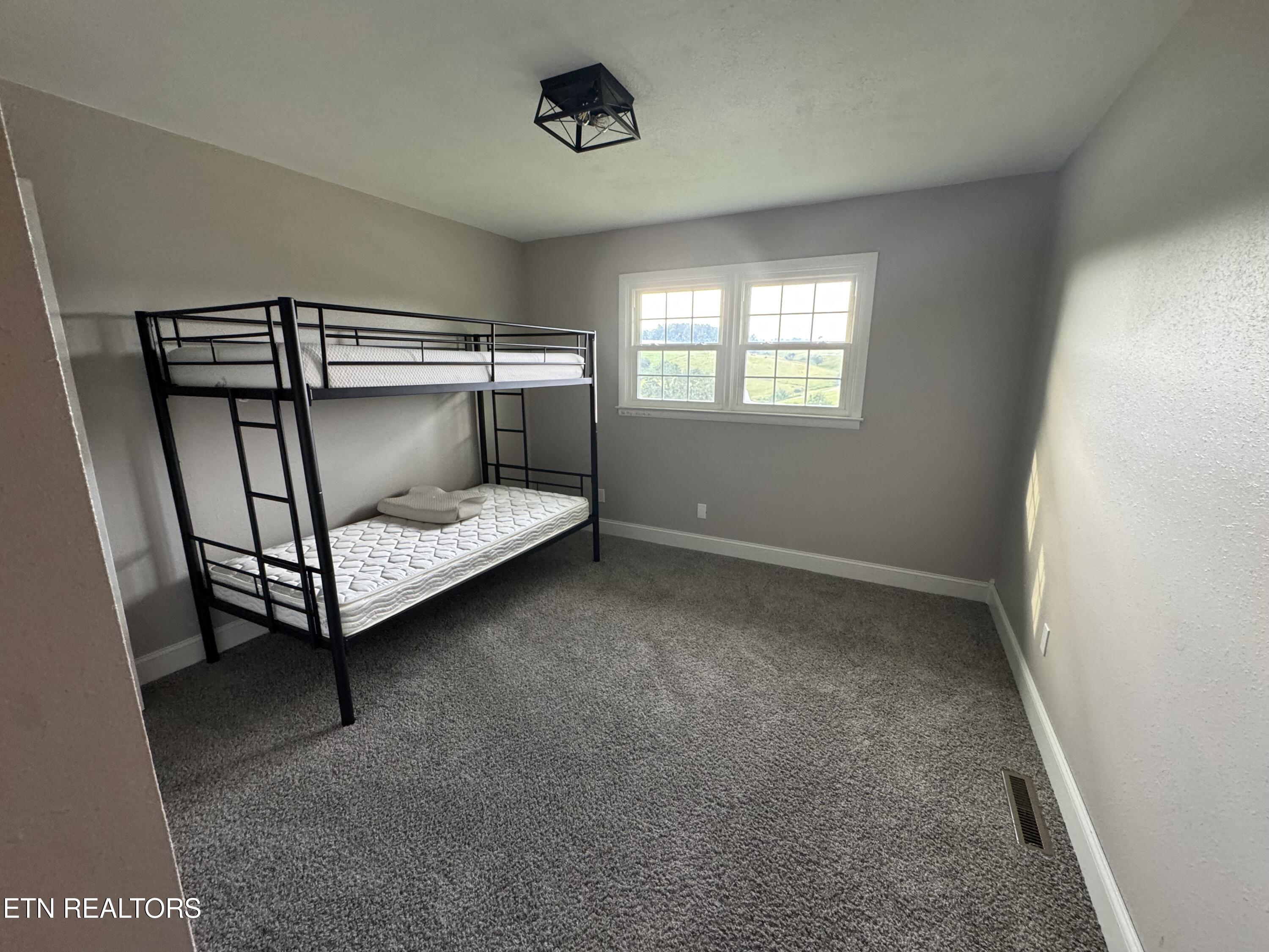 115 Red Oak Lane New Tazewell TN 37825