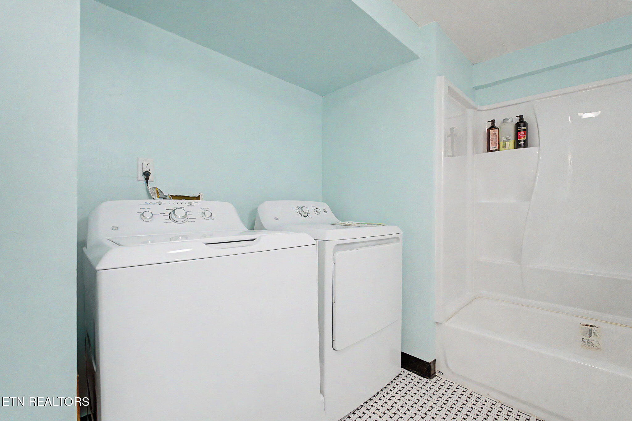 900 W Emerald Avenue Knoxville TN 37921