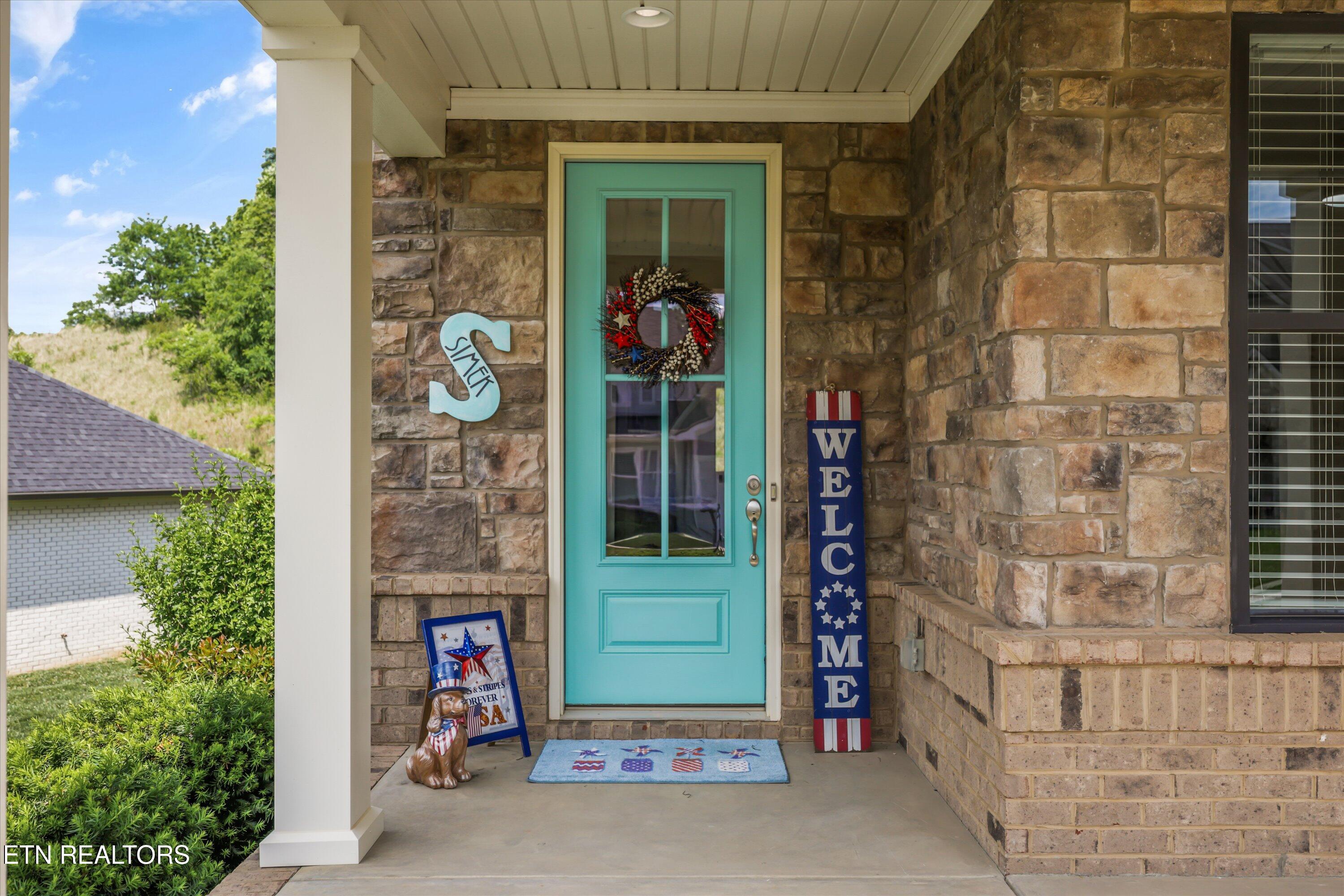 1832 English Ivy Lane Knoxville TN 37932
