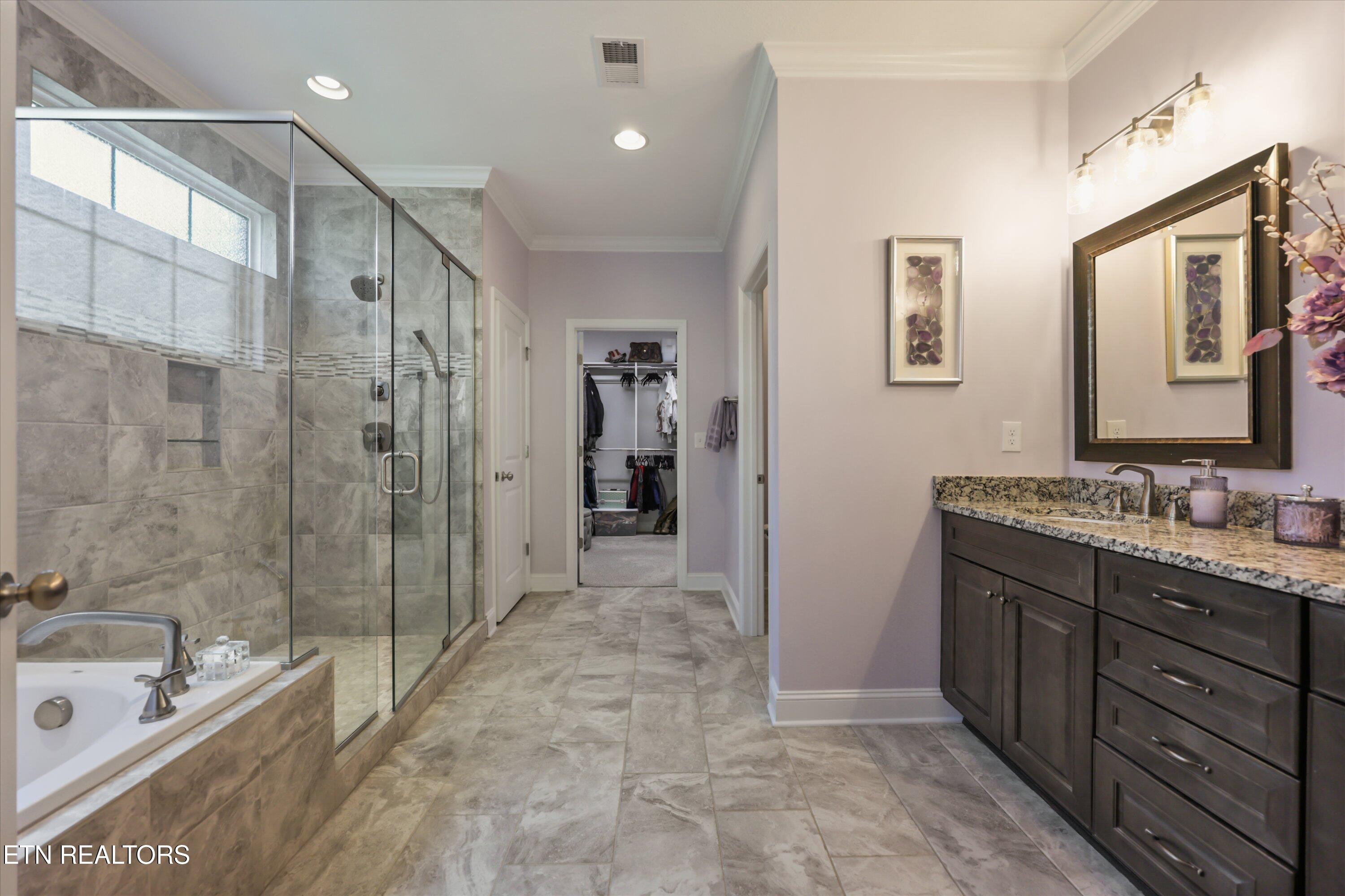 1832 English Ivy Lane Knoxville TN 37932