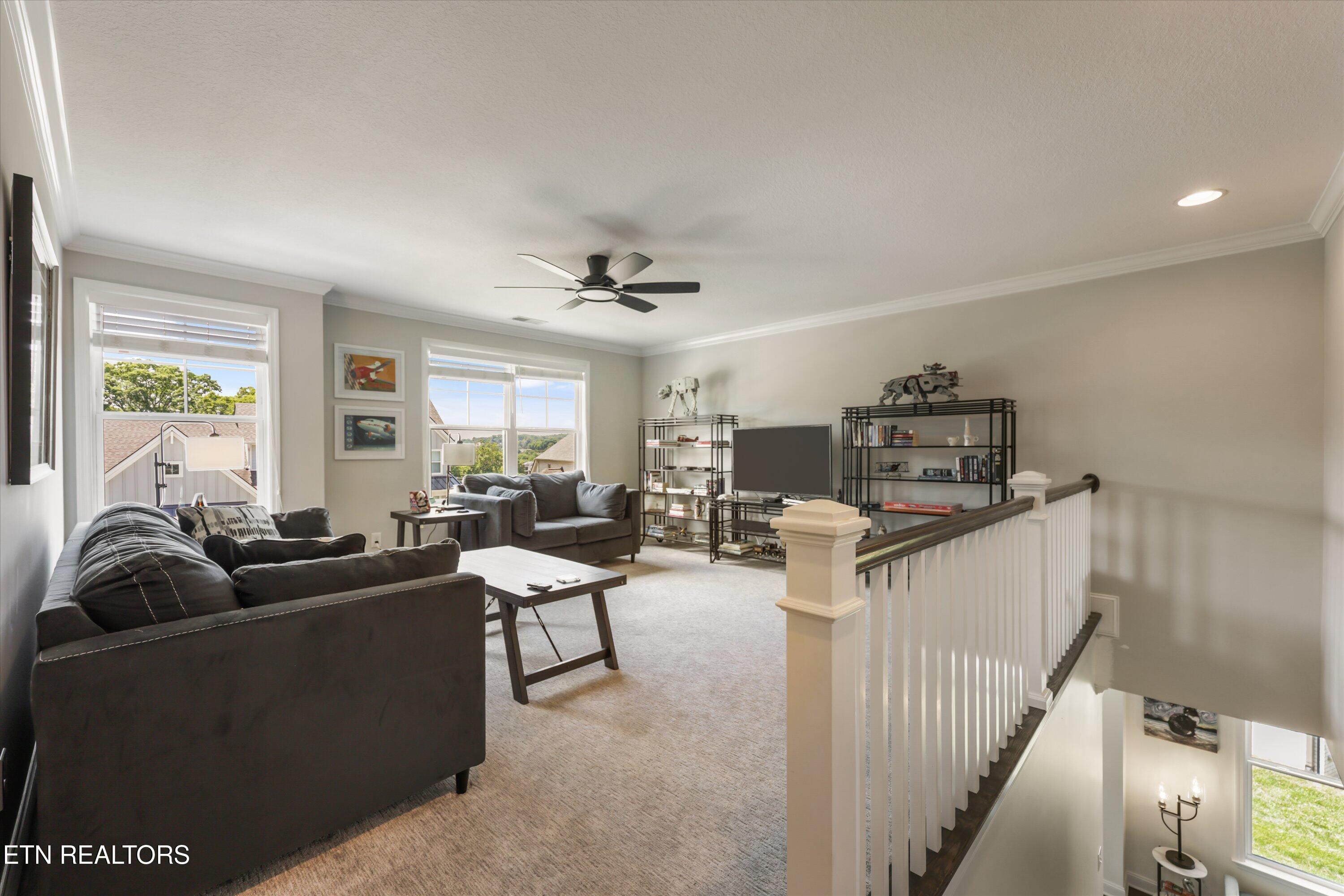 1832 English Ivy Lane Knoxville TN 37932