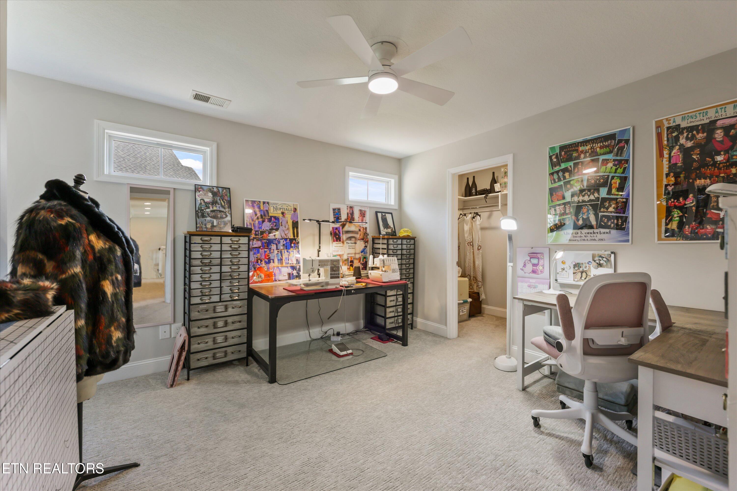 1832 English Ivy Lane Knoxville TN 37932