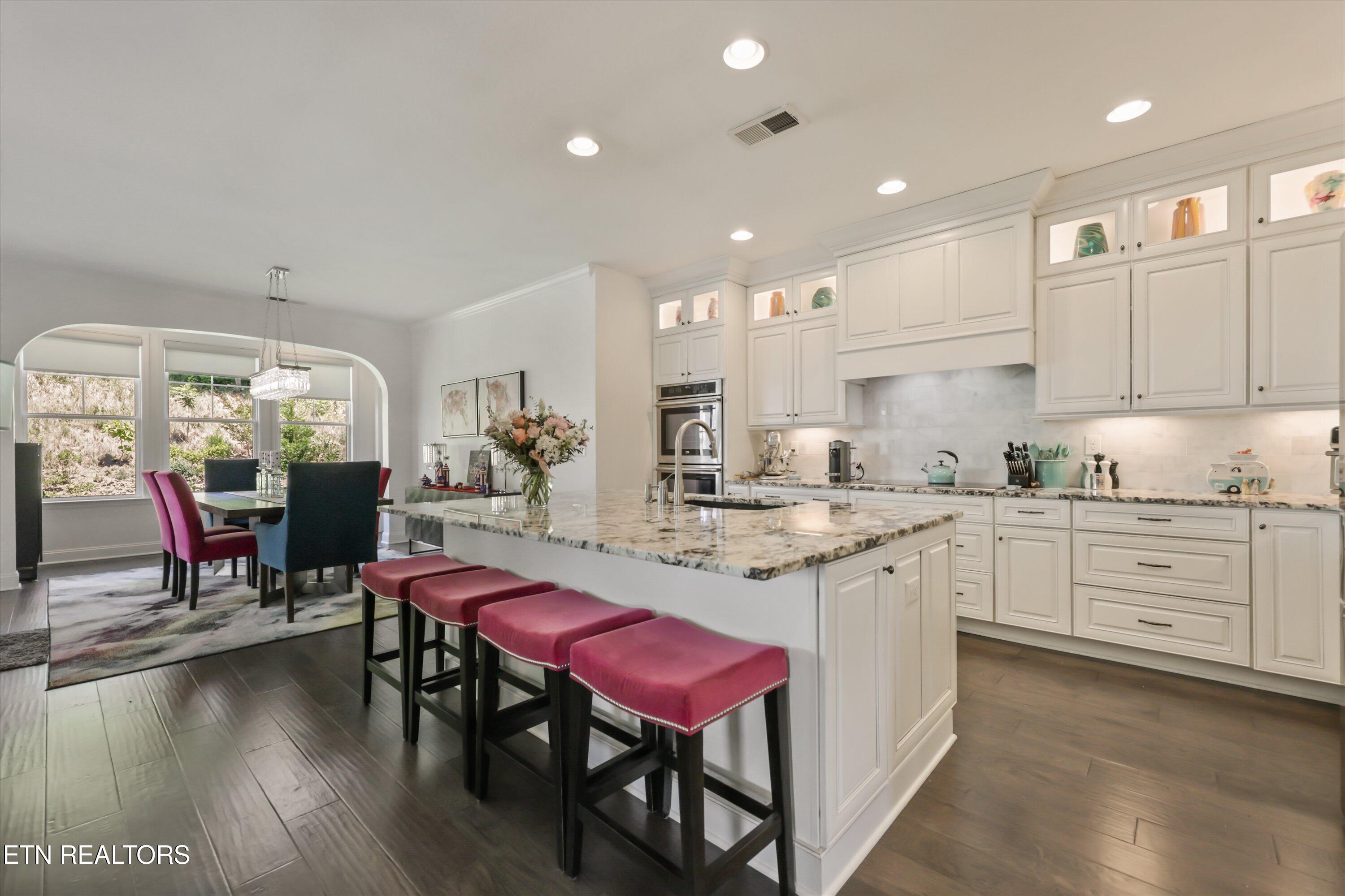 1832 English Ivy Lane Knoxville TN 37932
