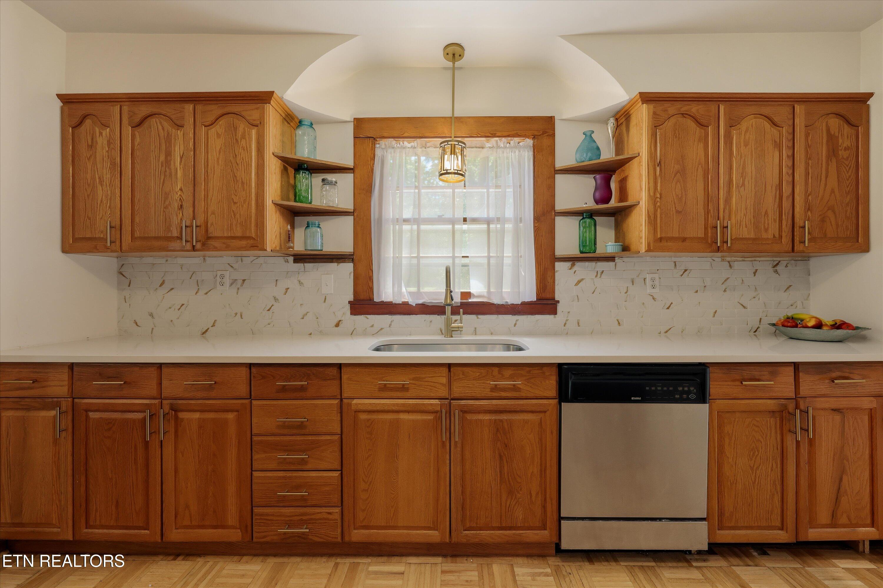 5417 Jacksboro Pike Knoxville TN 37918