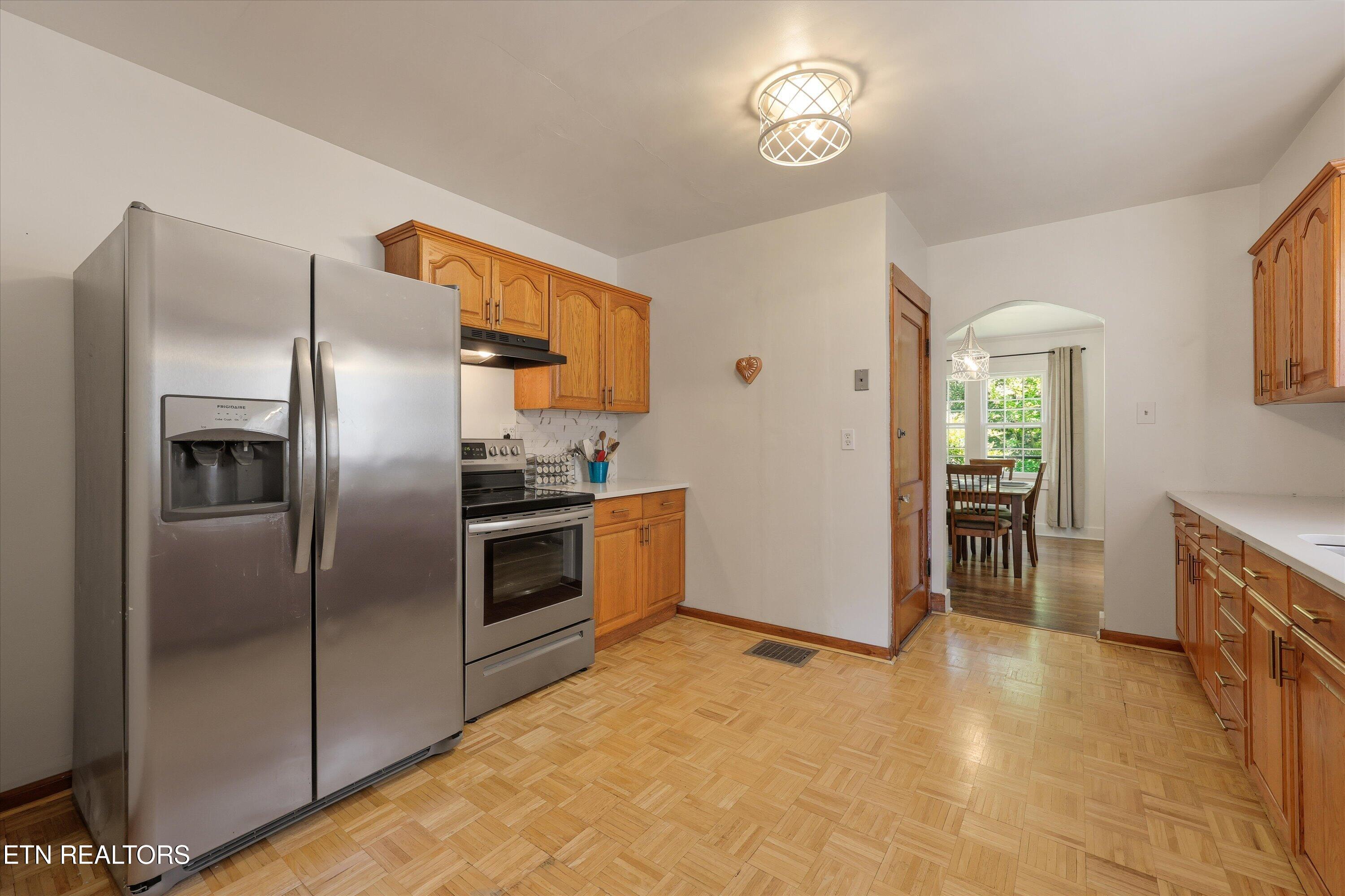 5417 Jacksboro Pike Knoxville TN 37918