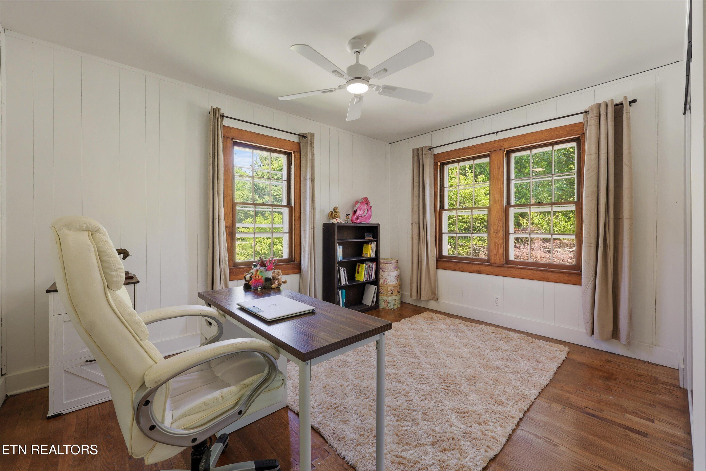 5417 Jacksboro Pike Knoxville TN 37918