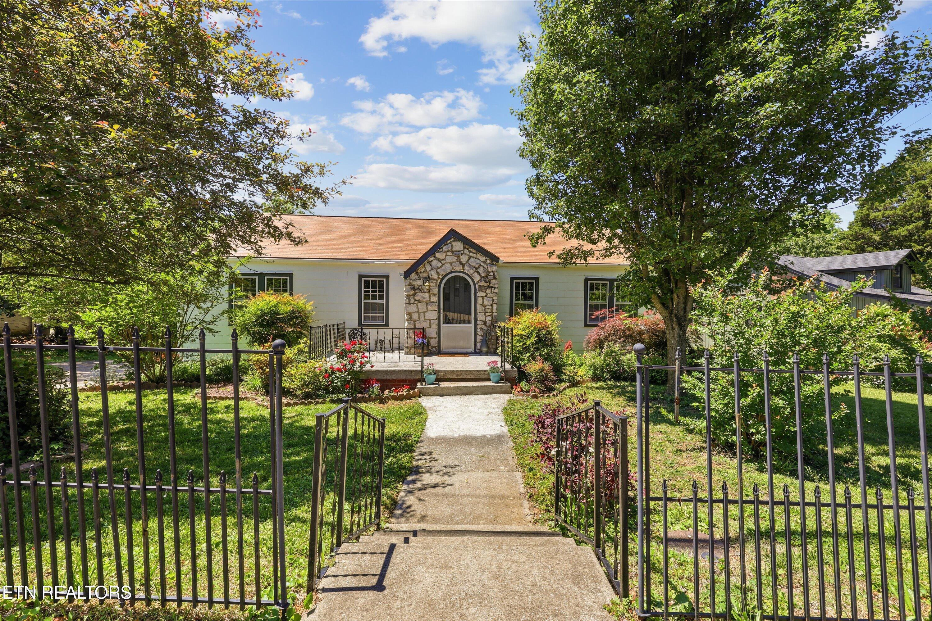 5417 Jacksboro Pike Knoxville TN 37918