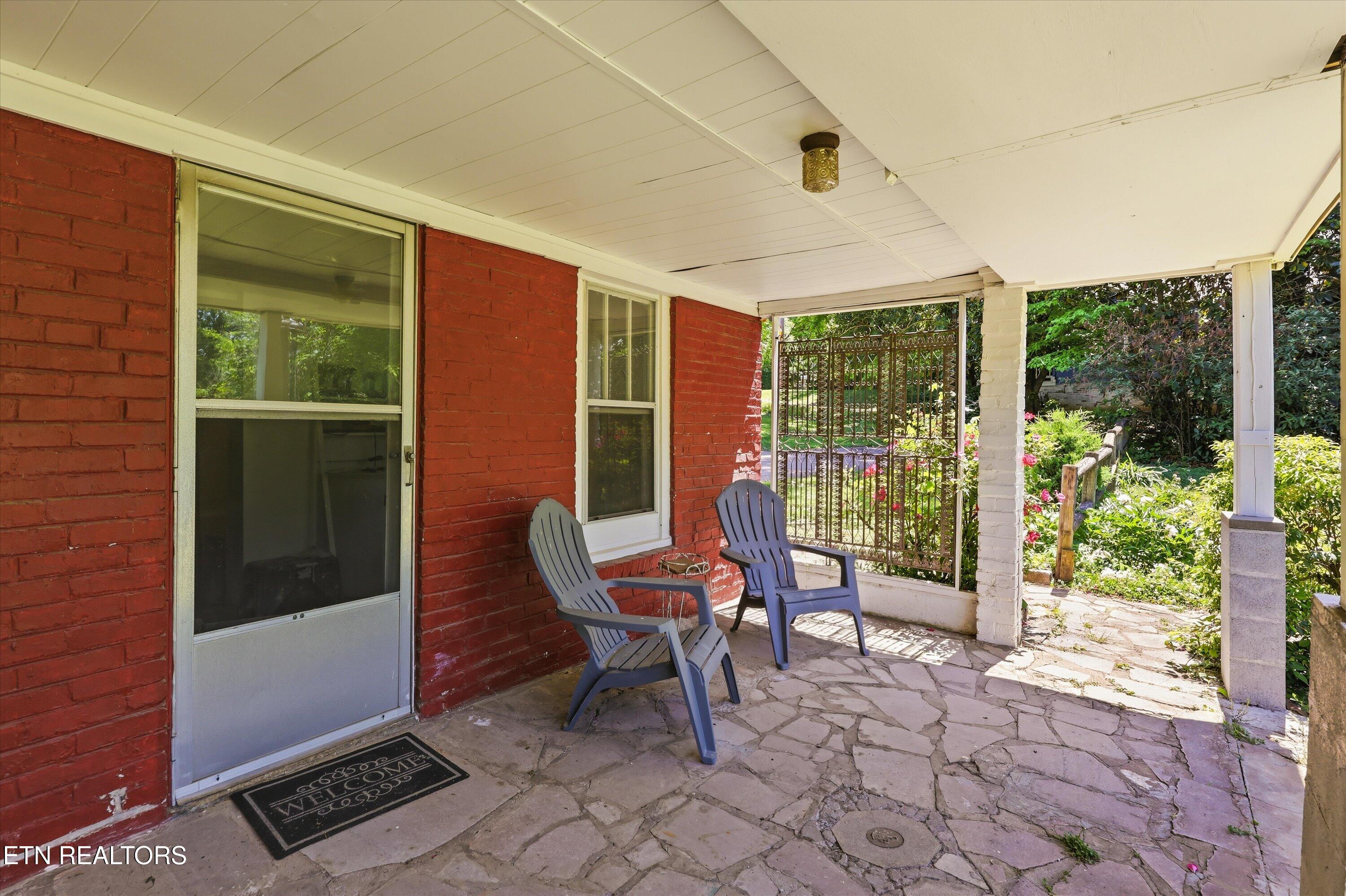 5417 Jacksboro Pike Knoxville TN 37918