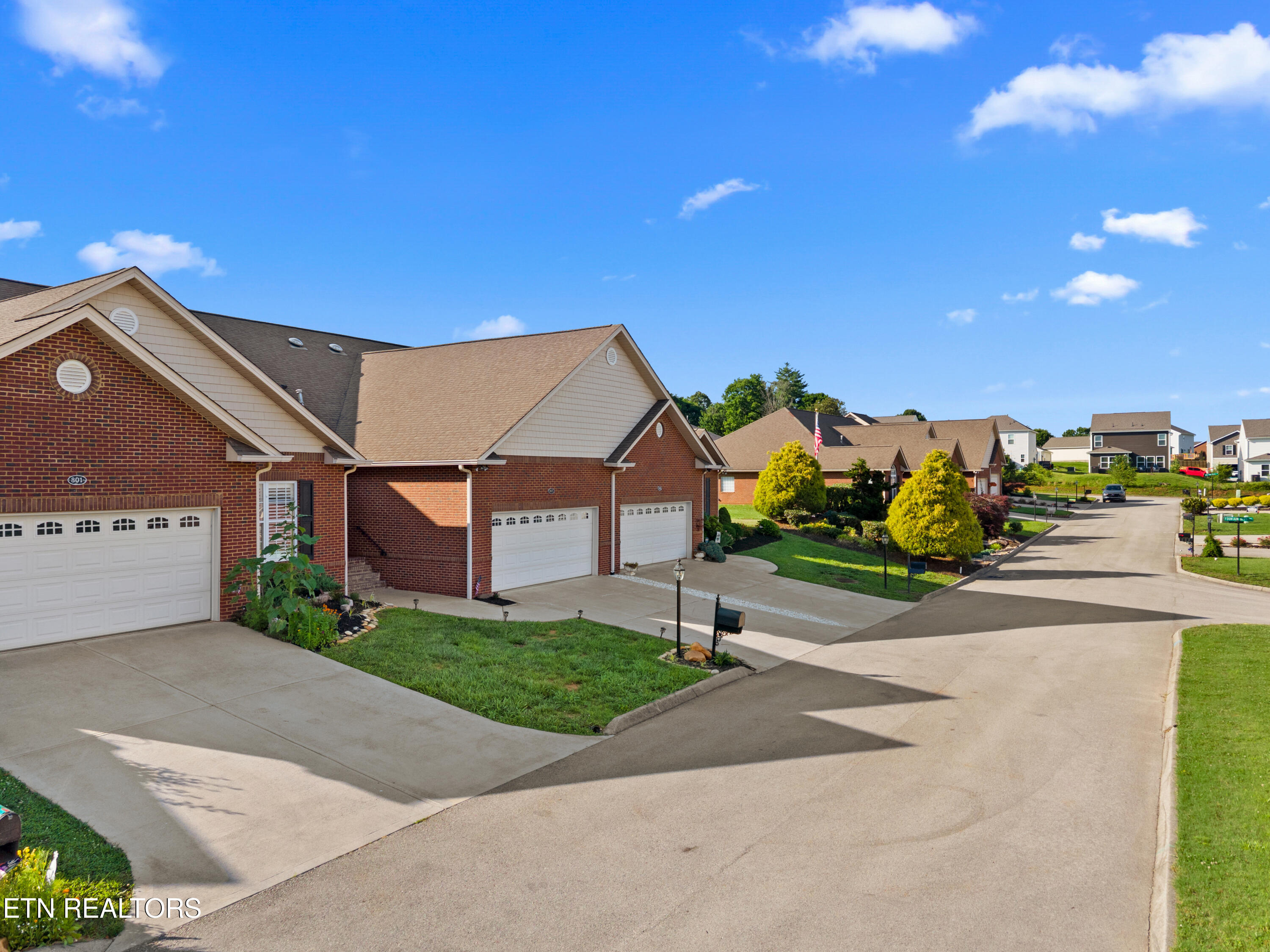 803 Fountain View Way Seymour TN 37865