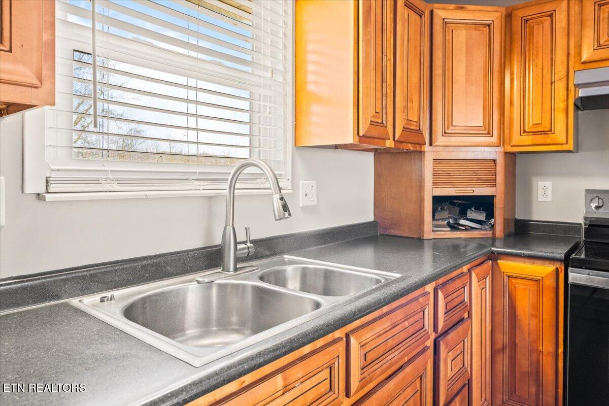 844 Mount Paran Road Jacksboro TN 37757