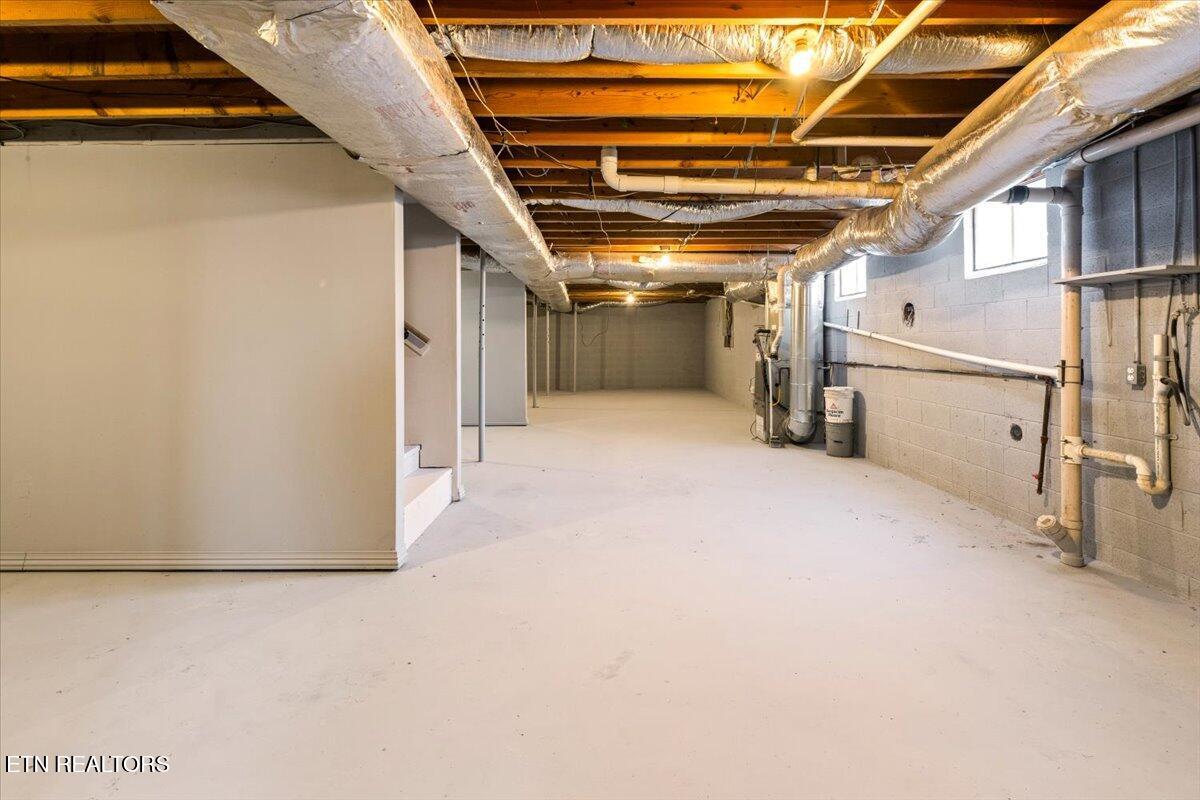 844 Mount Paran Road Jacksboro TN 37757