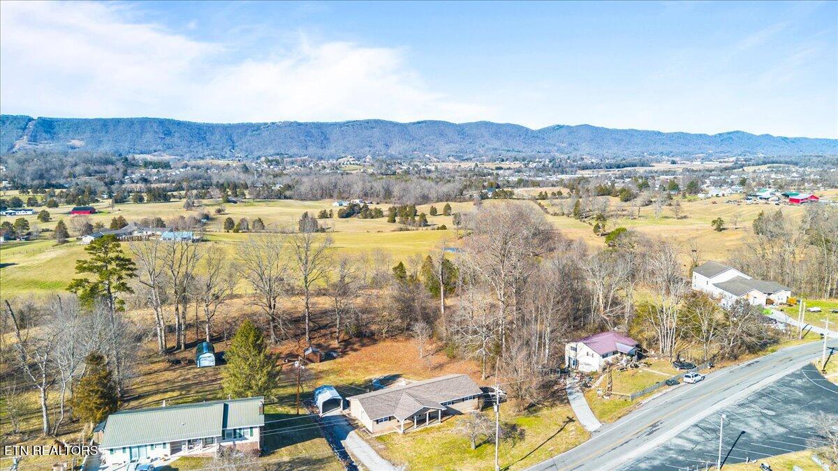 844 Mount Paran Road Jacksboro TN 37757