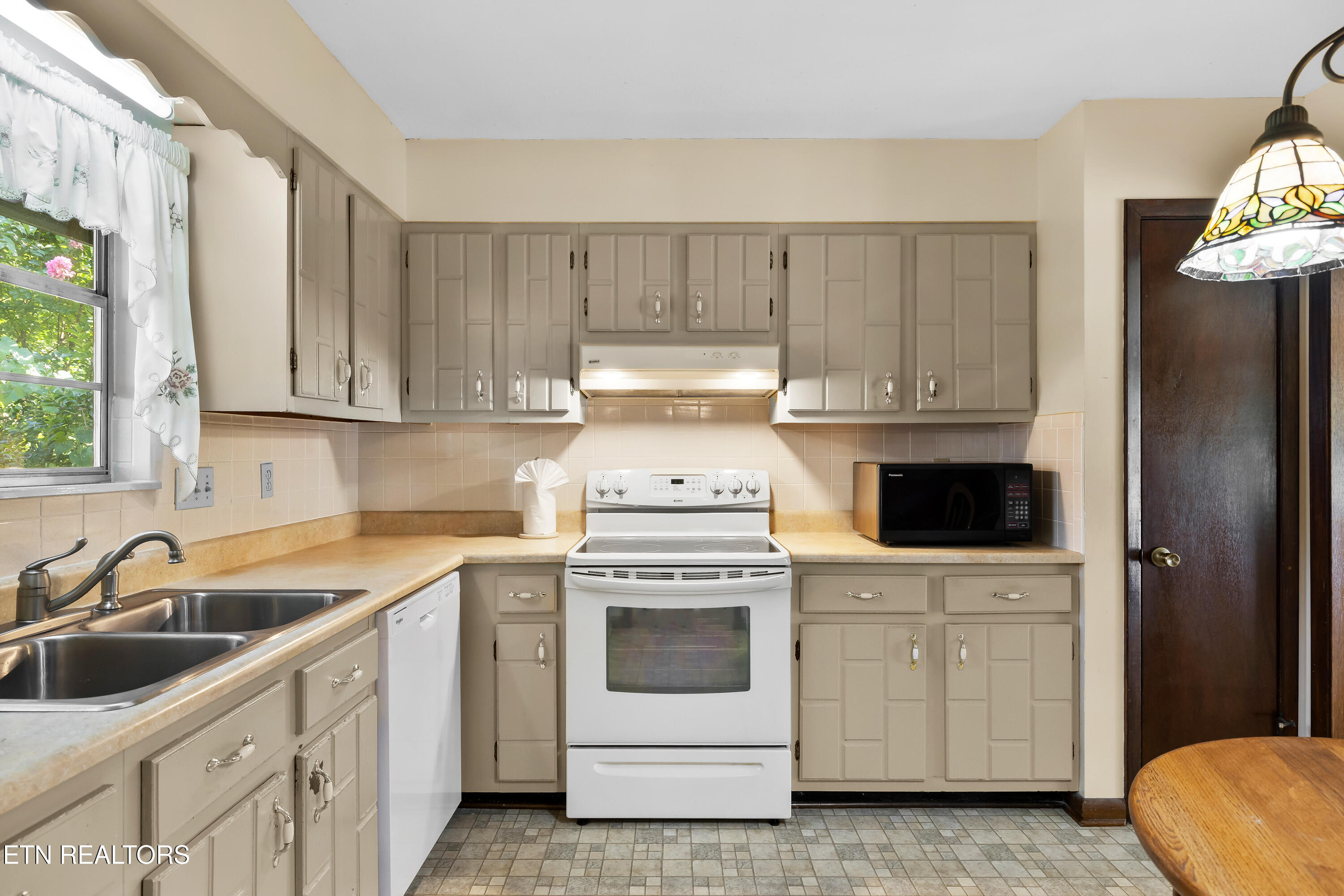936 Devon Circle Maryville TN 37804
