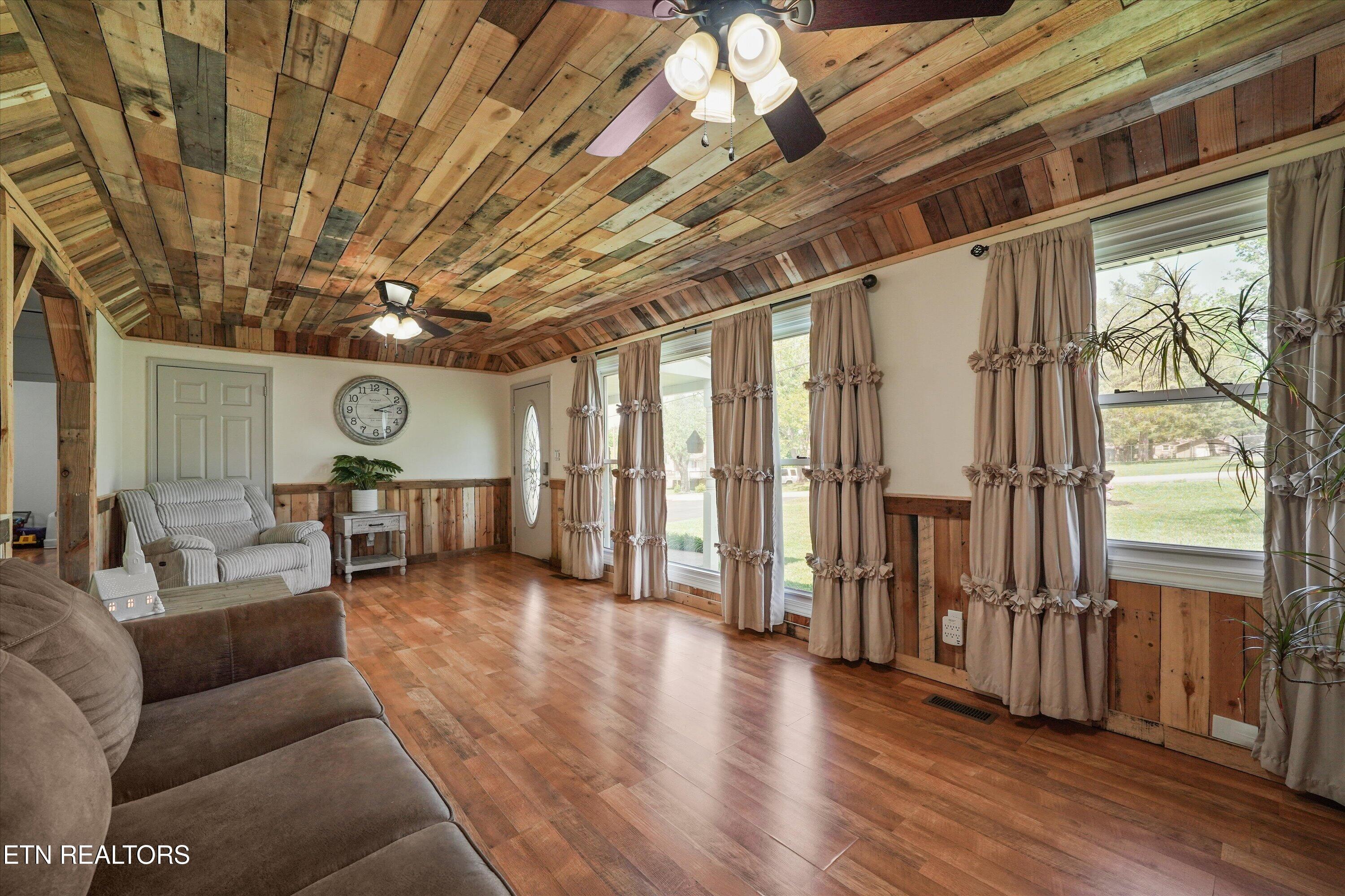 6921 Pennell Lane Knoxville TN 37931