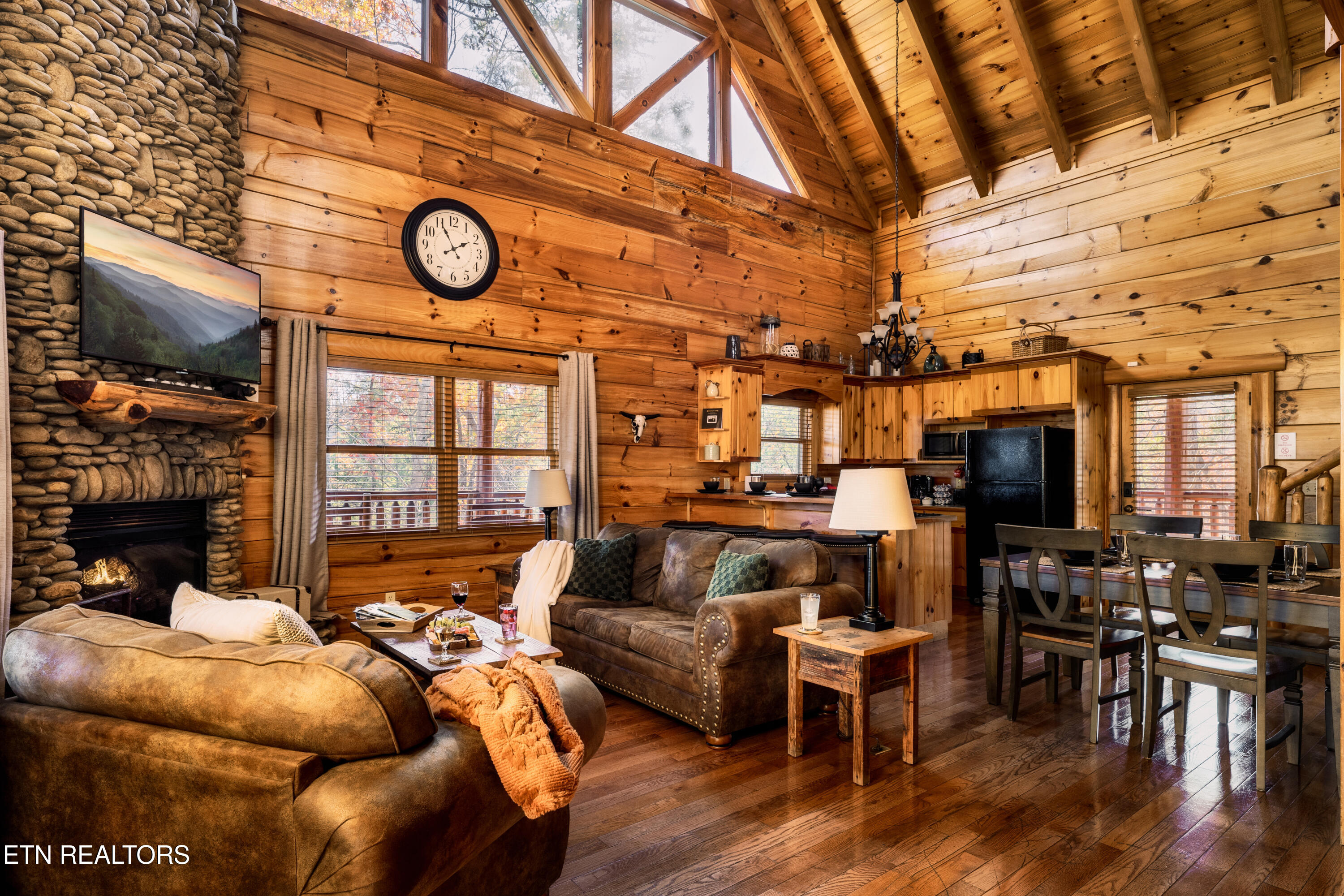 2017 Smoky Cove Road Sevierville TN 37876
