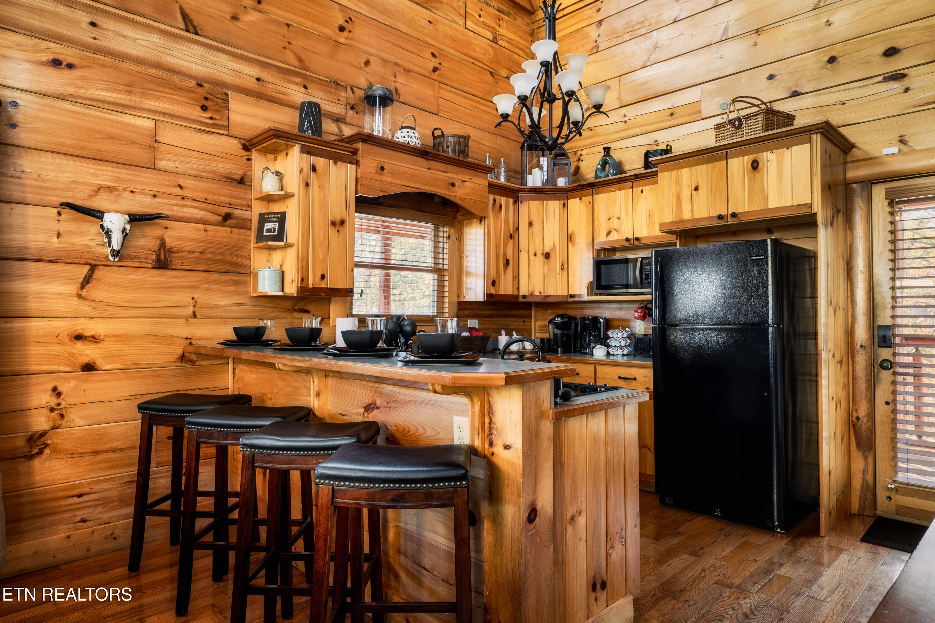 2017 Smoky Cove Road Sevierville TN 37876