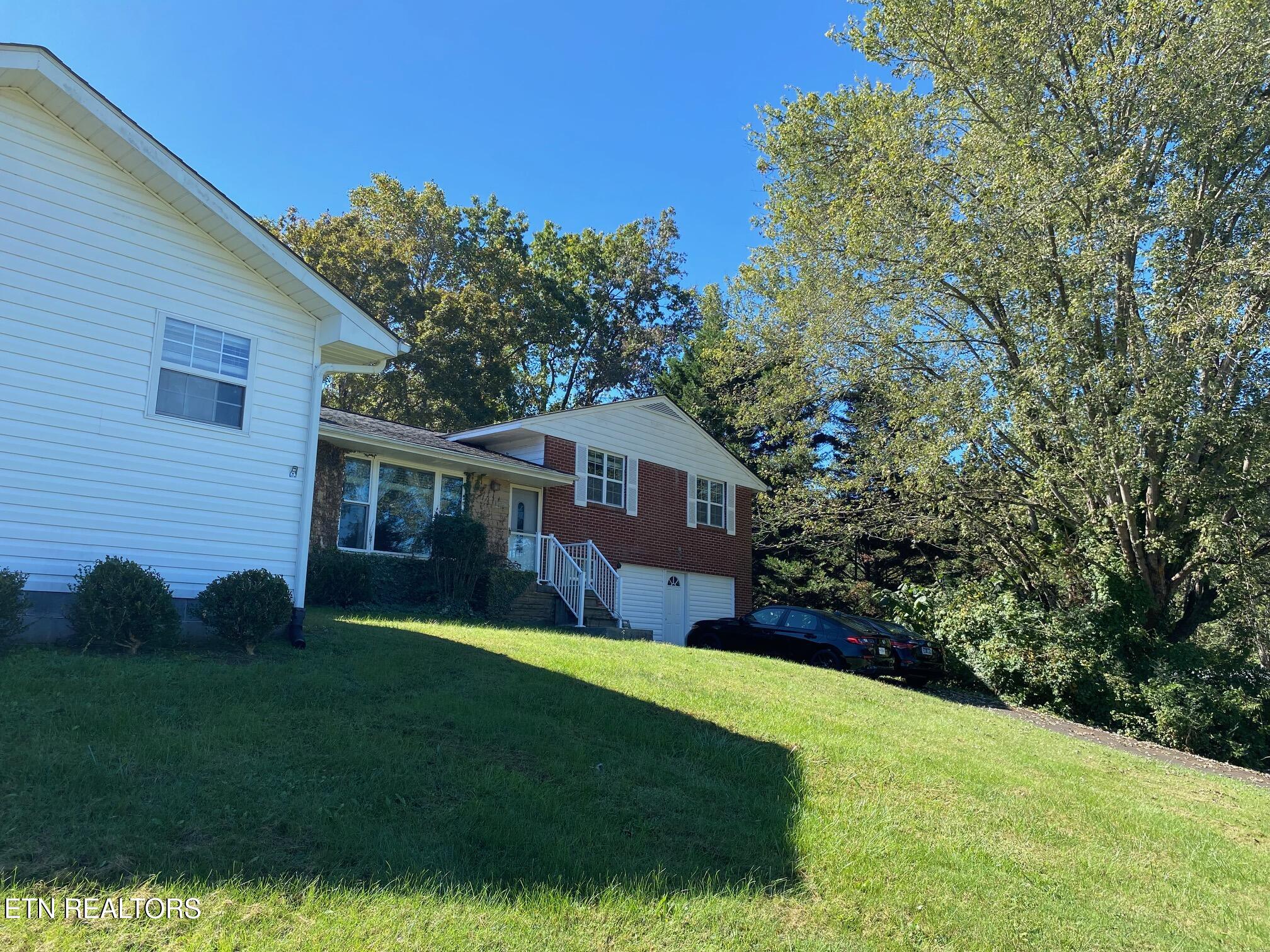 1011 Honeysuckle Drive Newport TN 37821
