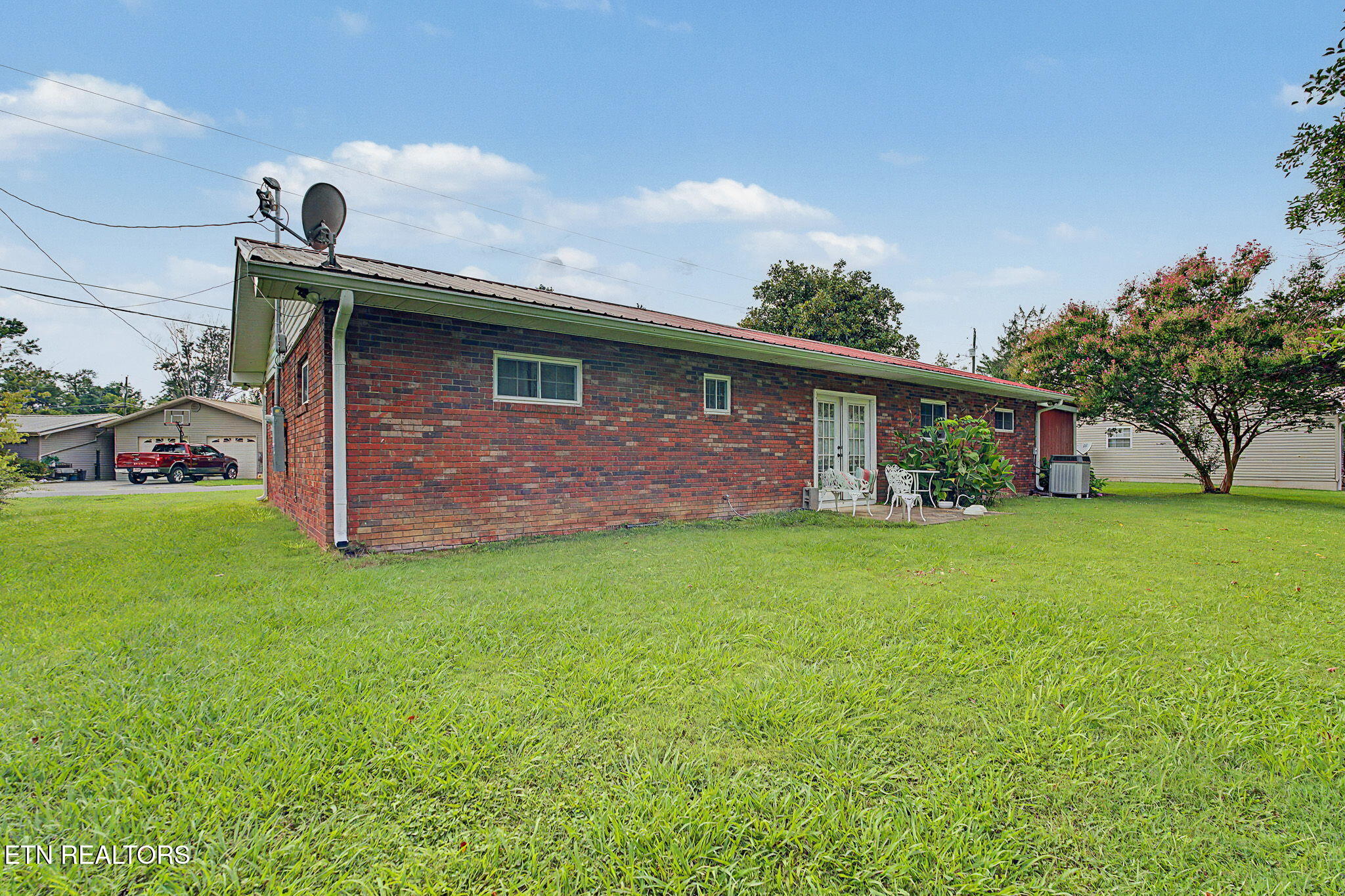 324 Fenway Drive Pigeon Forge TN 37863