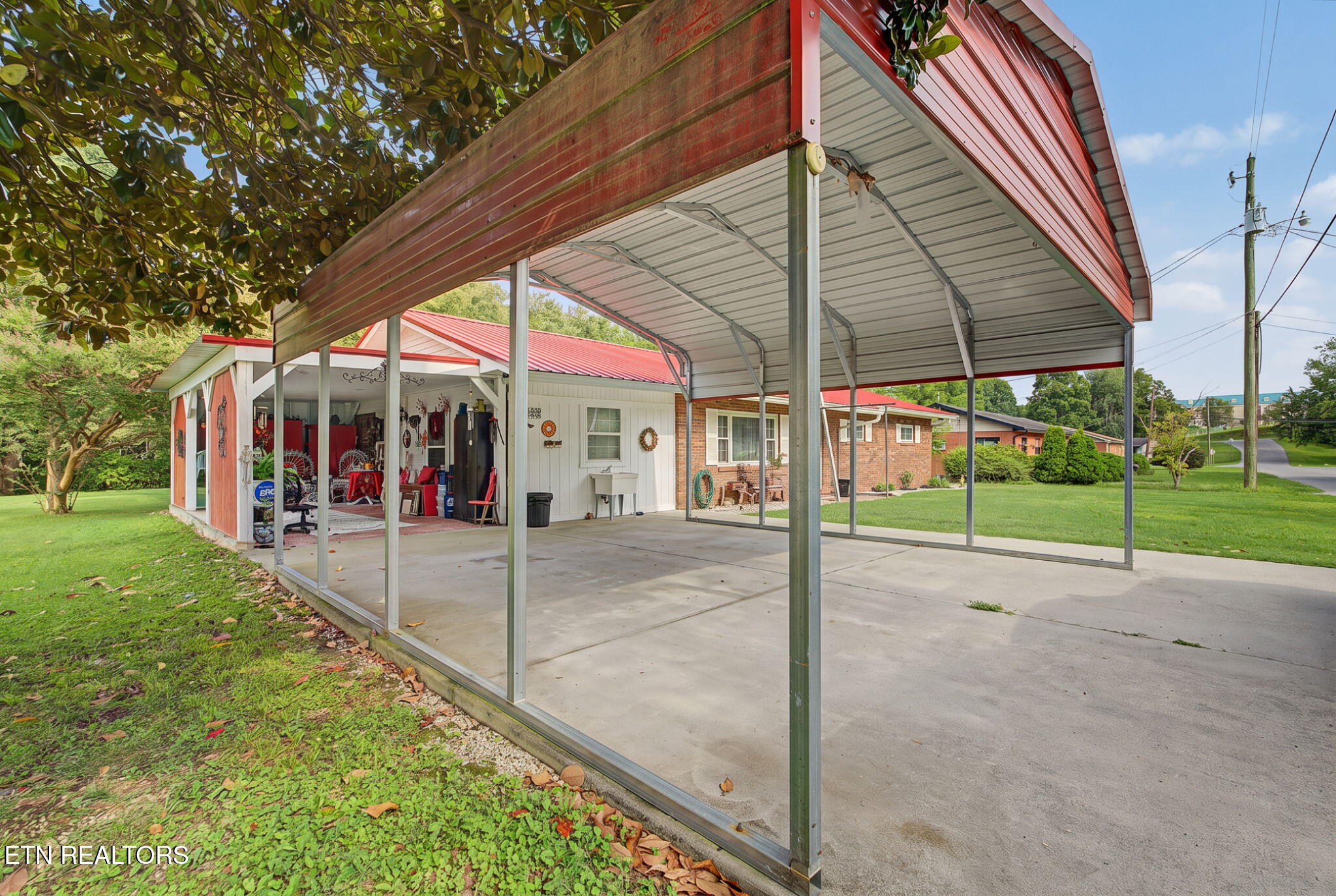 324 Fenway Drive Pigeon Forge TN 37863