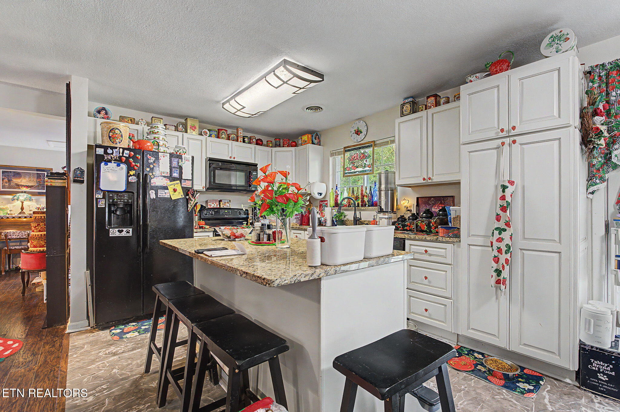 324 Fenway Drive Pigeon Forge TN 37863