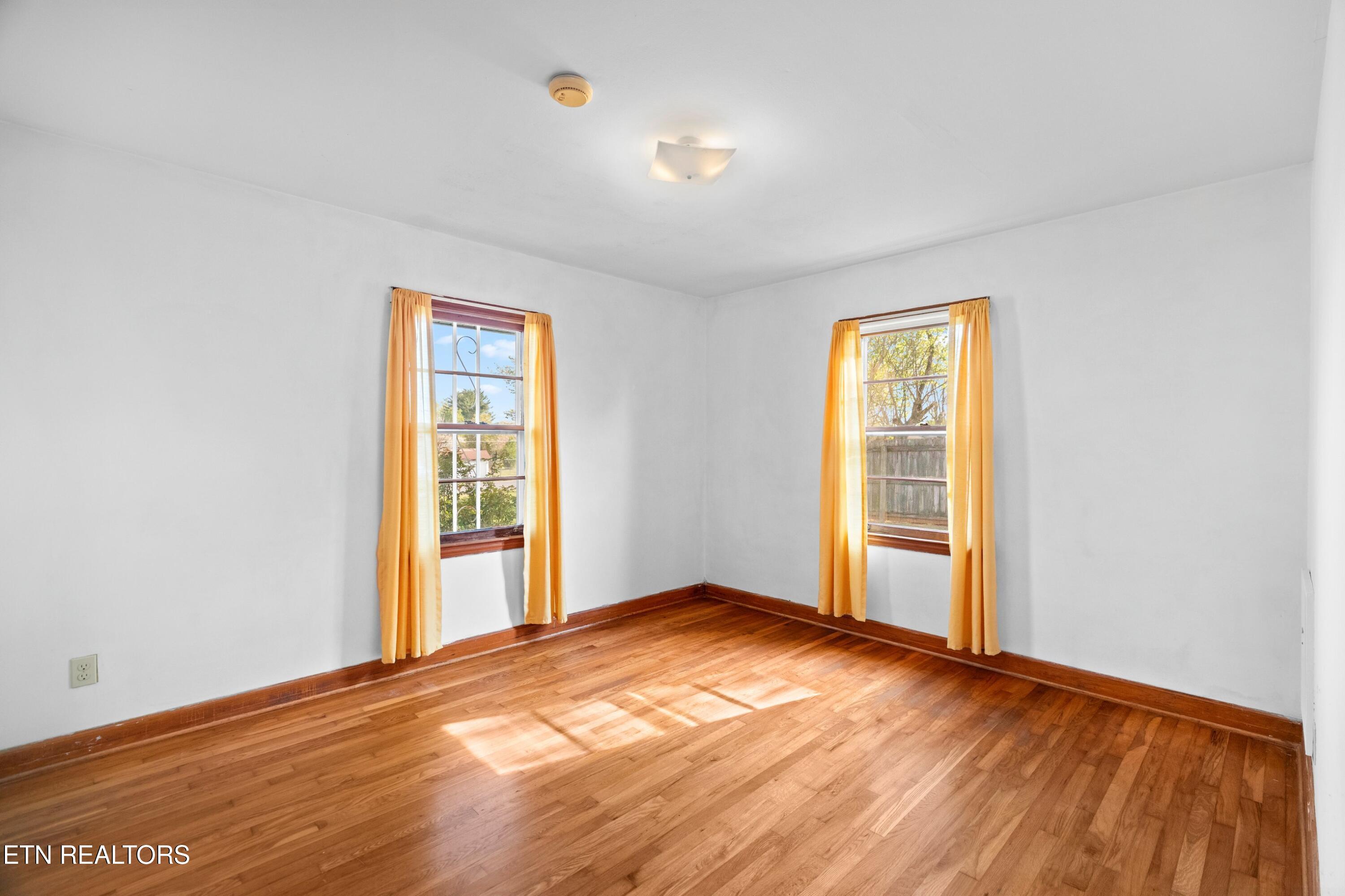 3003 Jane Street White Pine TN 37890