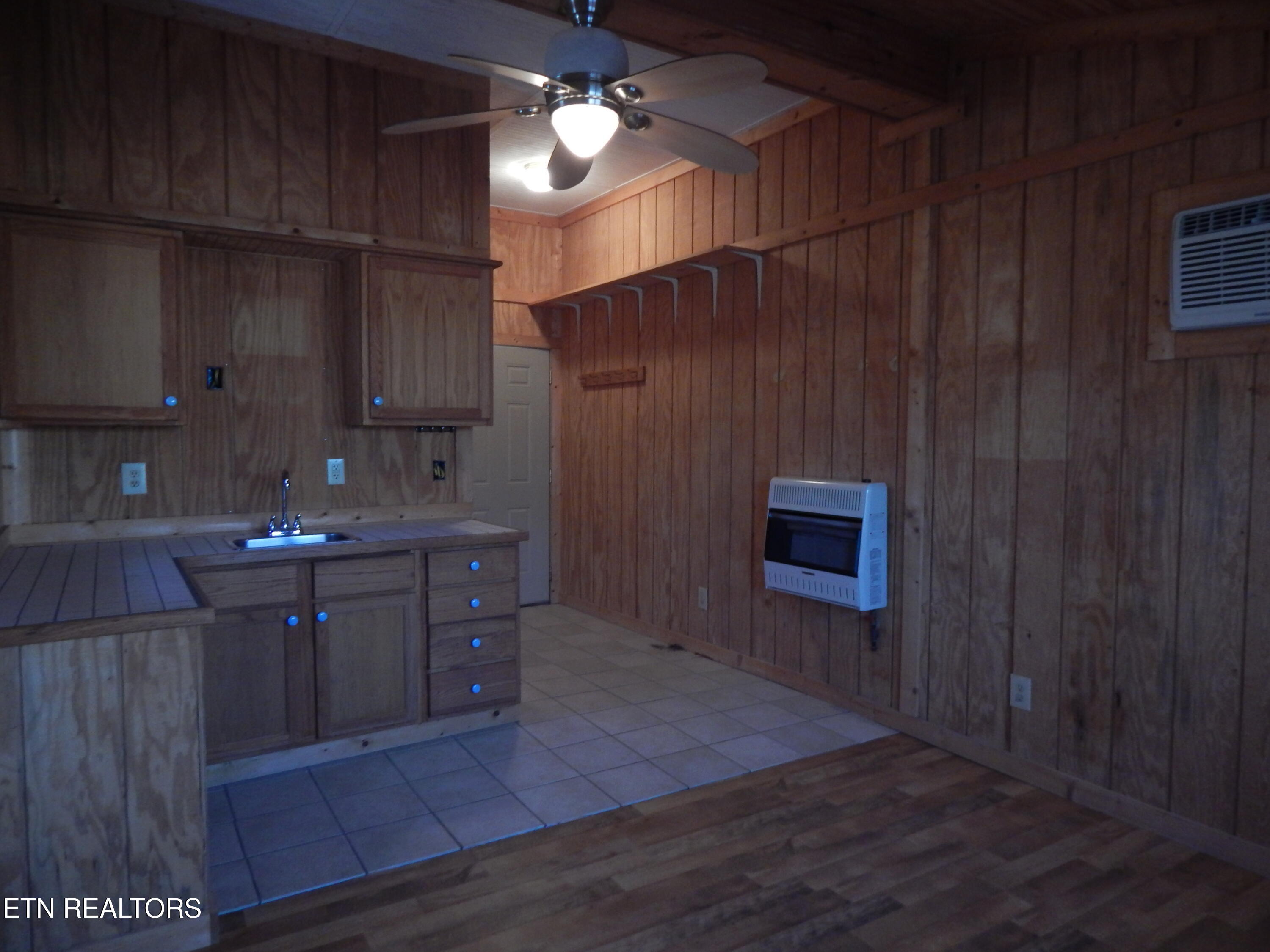 619 Ridgetop Drive Jamestown TN 38556