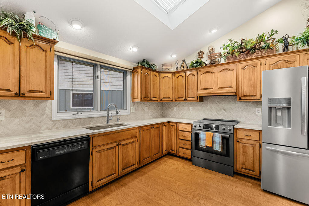 135 Inata Circle Loudon TN 37774