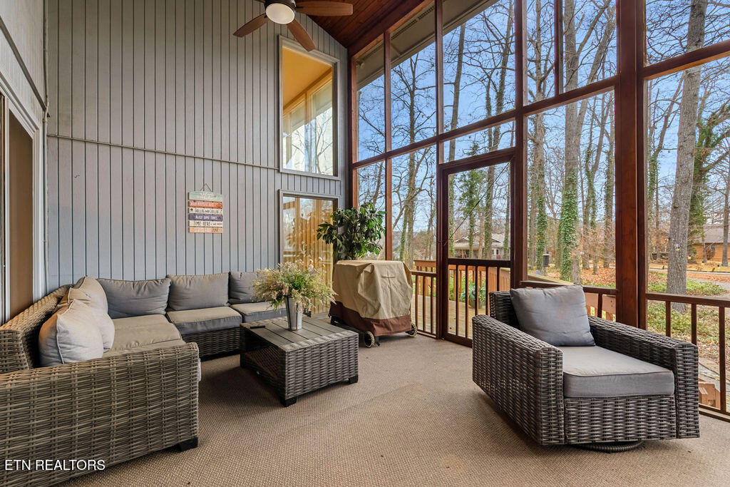 135 Inata Circle Loudon TN 37774