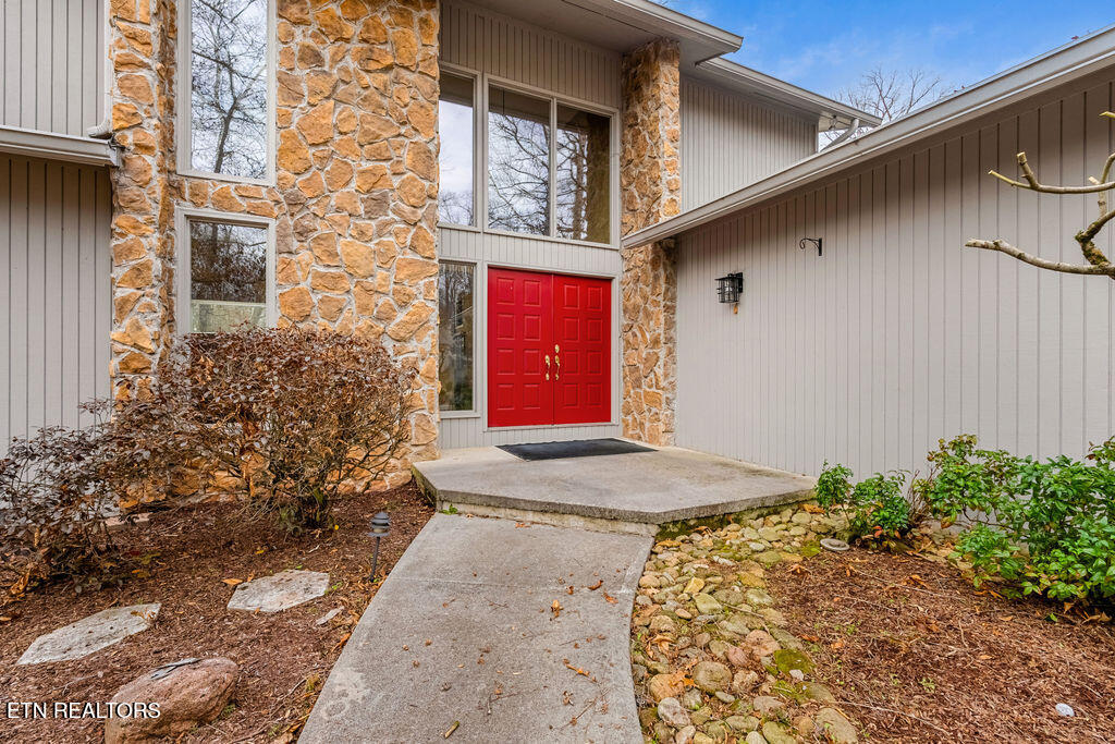 135 Inata Circle Loudon TN 37774