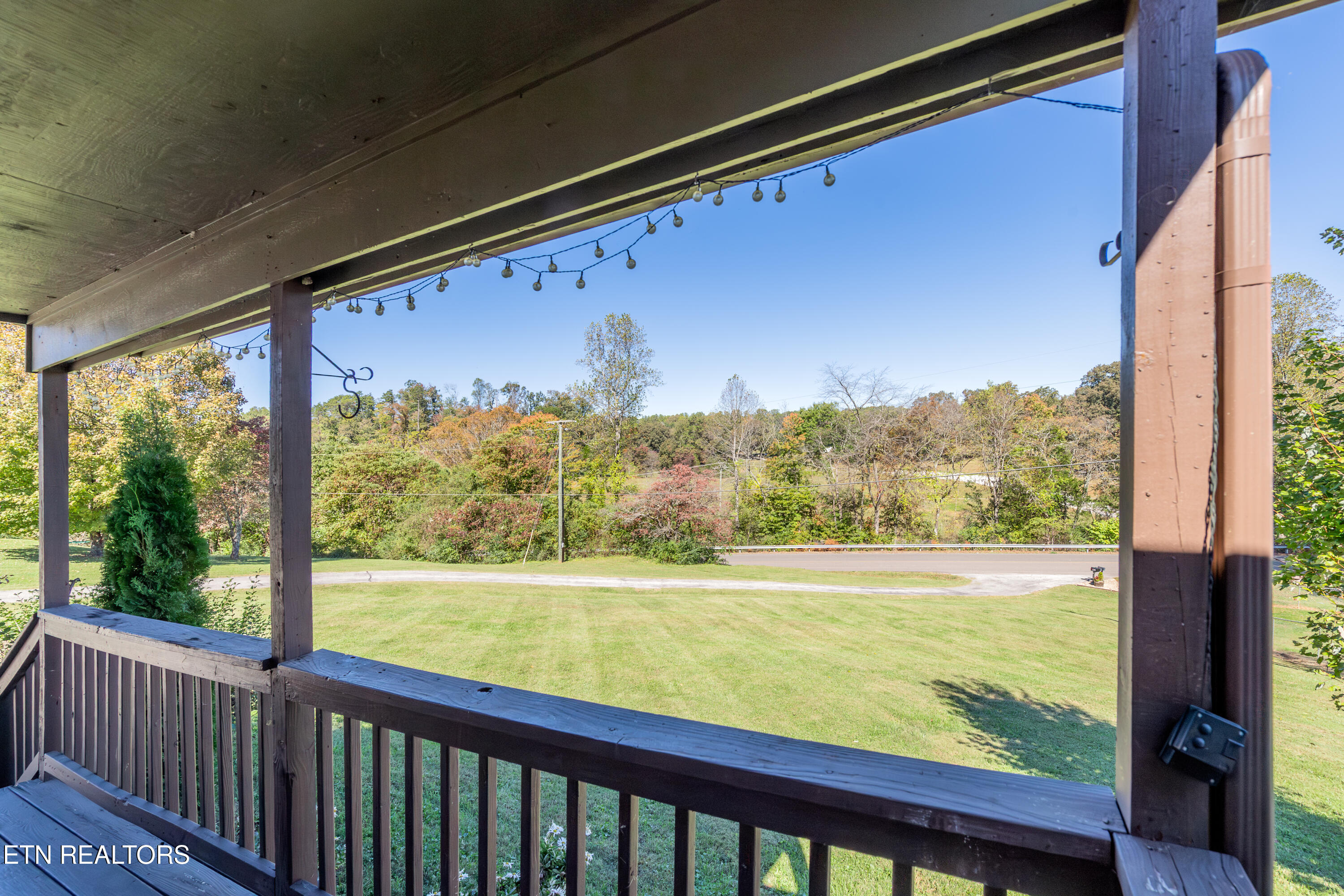 759 Laurel Road Clinton TN 37716
