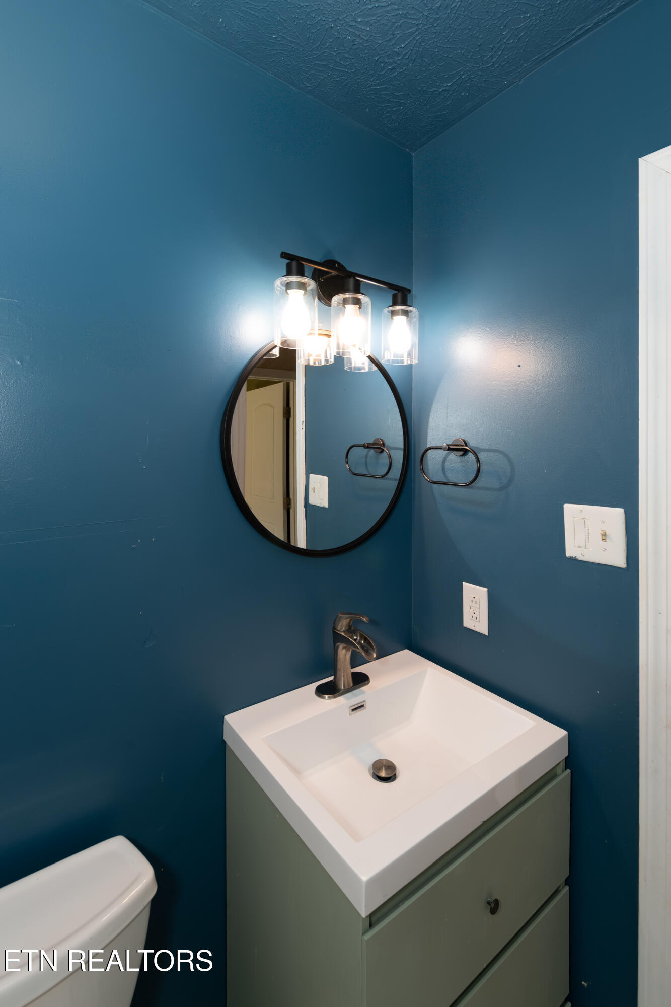 759 Laurel Road Clinton TN 37716