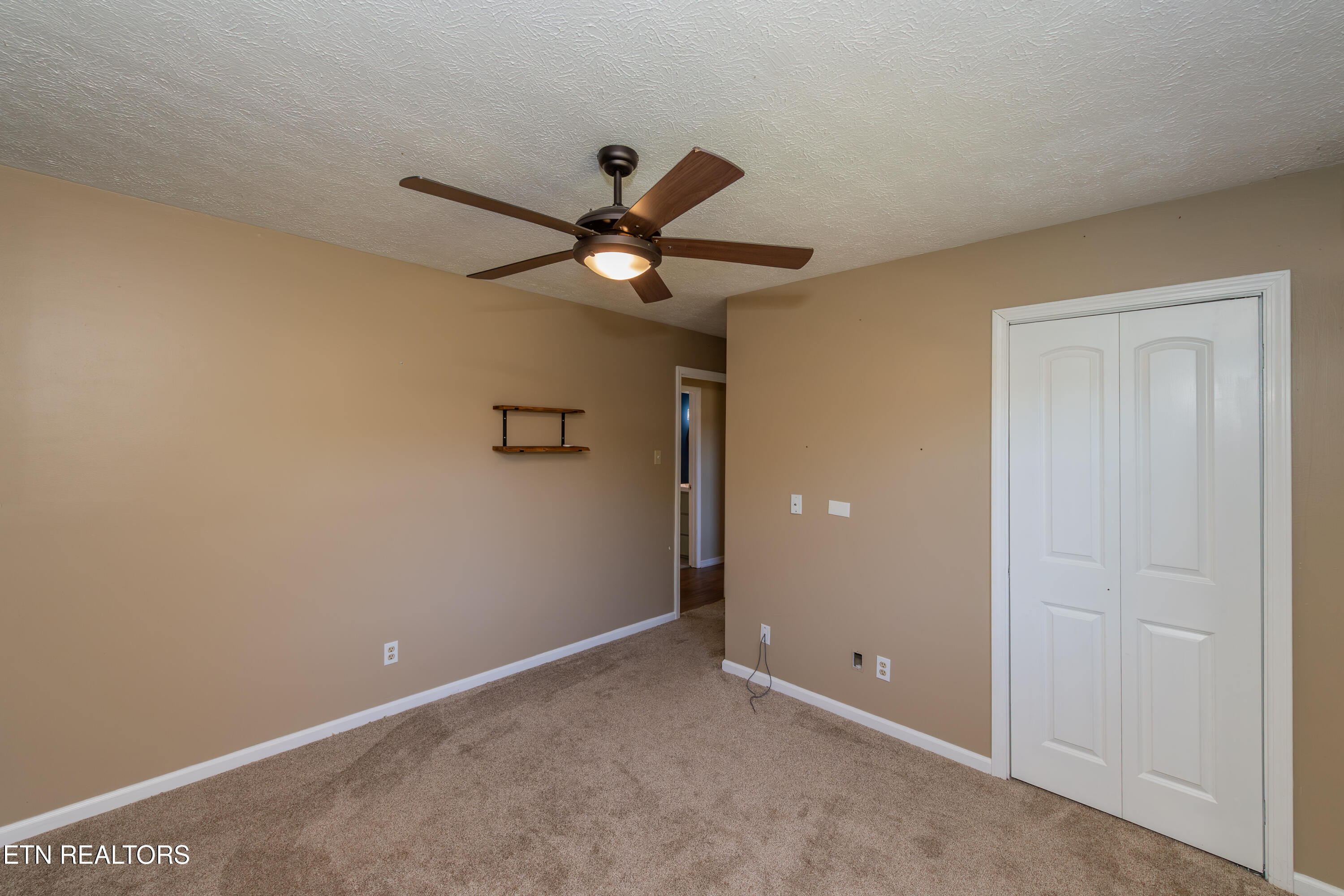 759 Laurel Road Clinton TN 37716