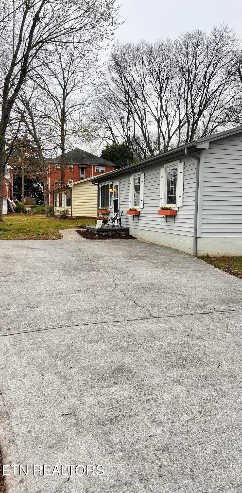216 Stanley Avenue Maryville TN 37803