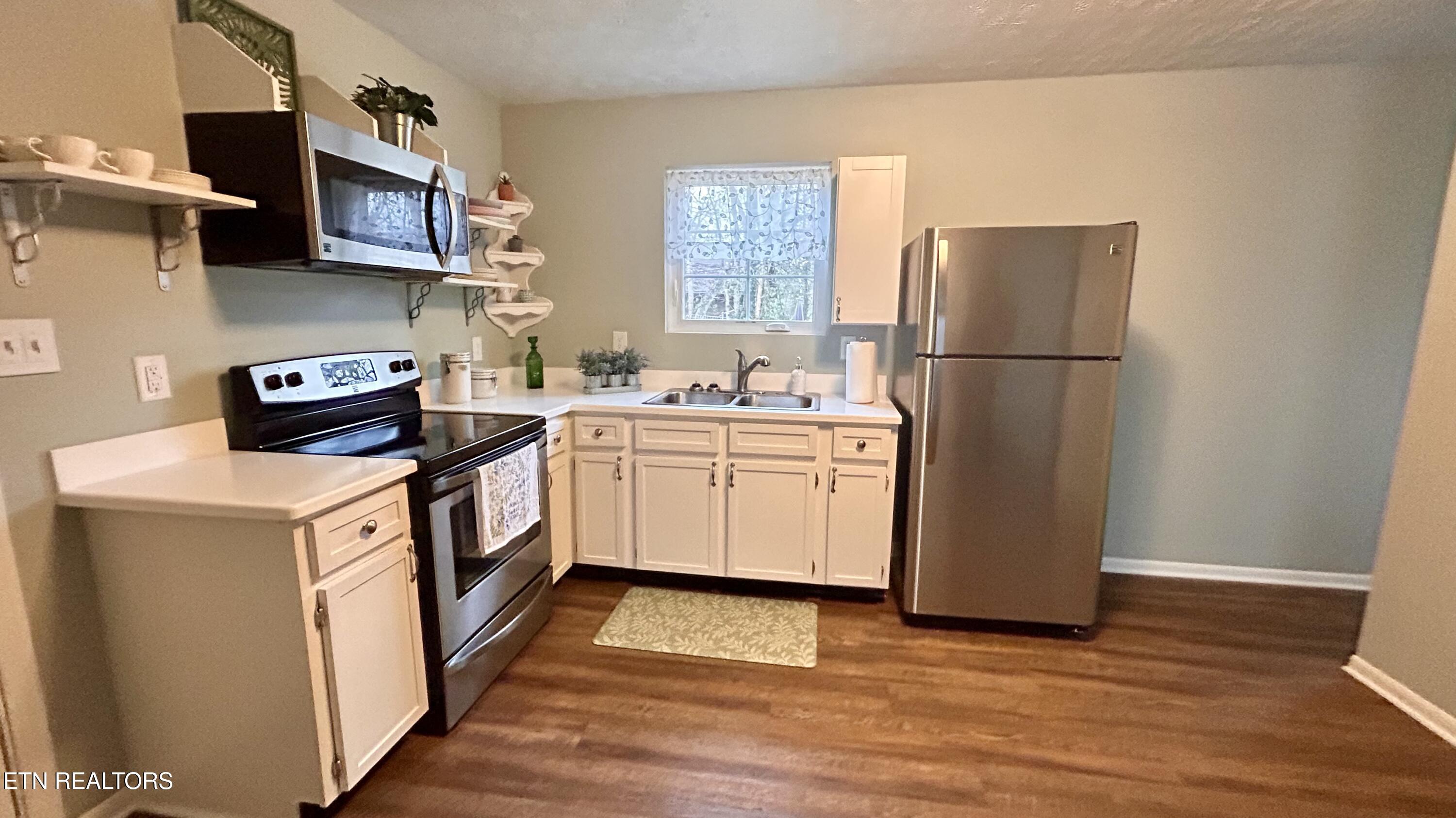 216 Stanley Avenue Maryville TN 37803