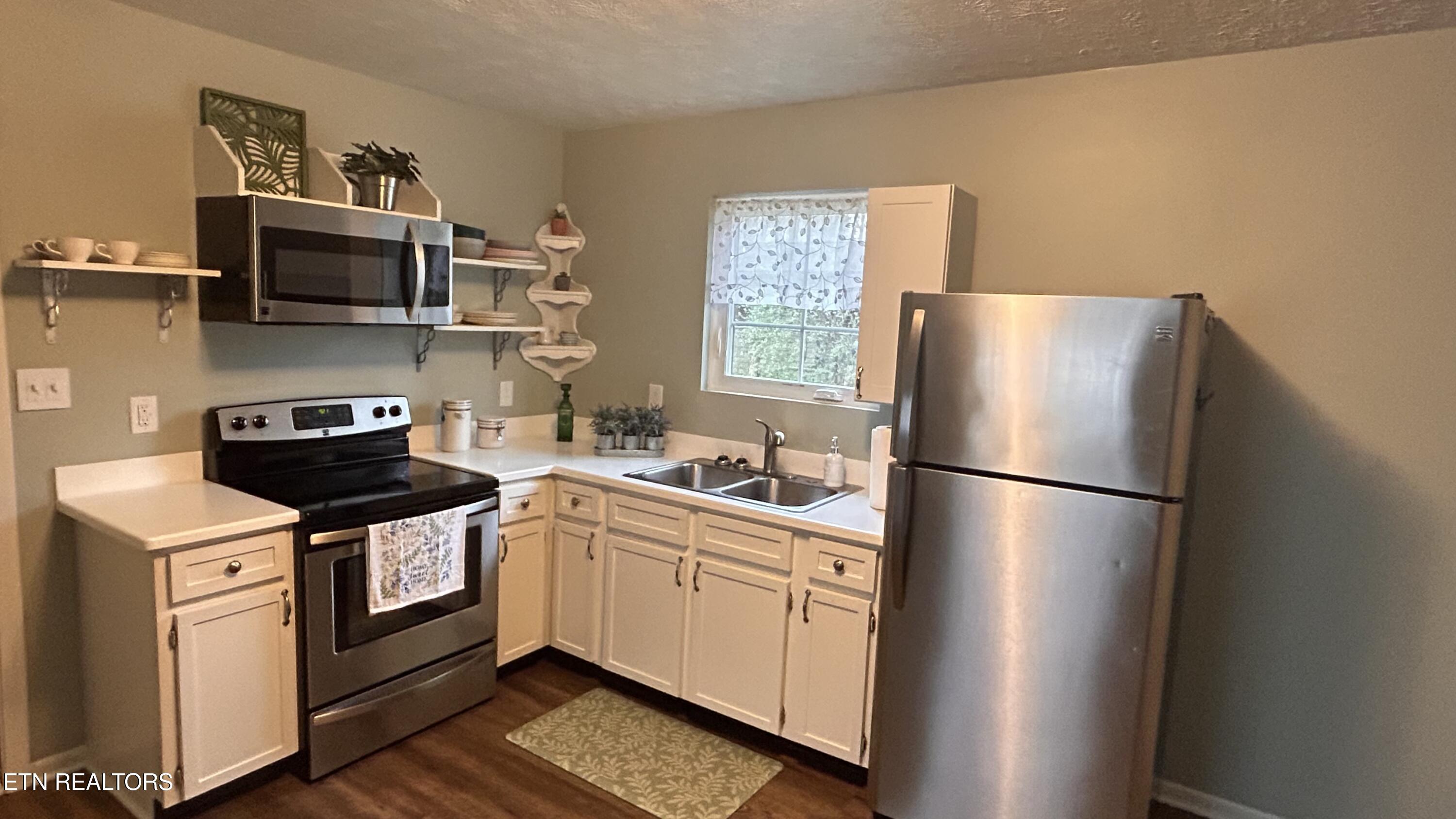 216 Stanley Avenue Maryville TN 37803