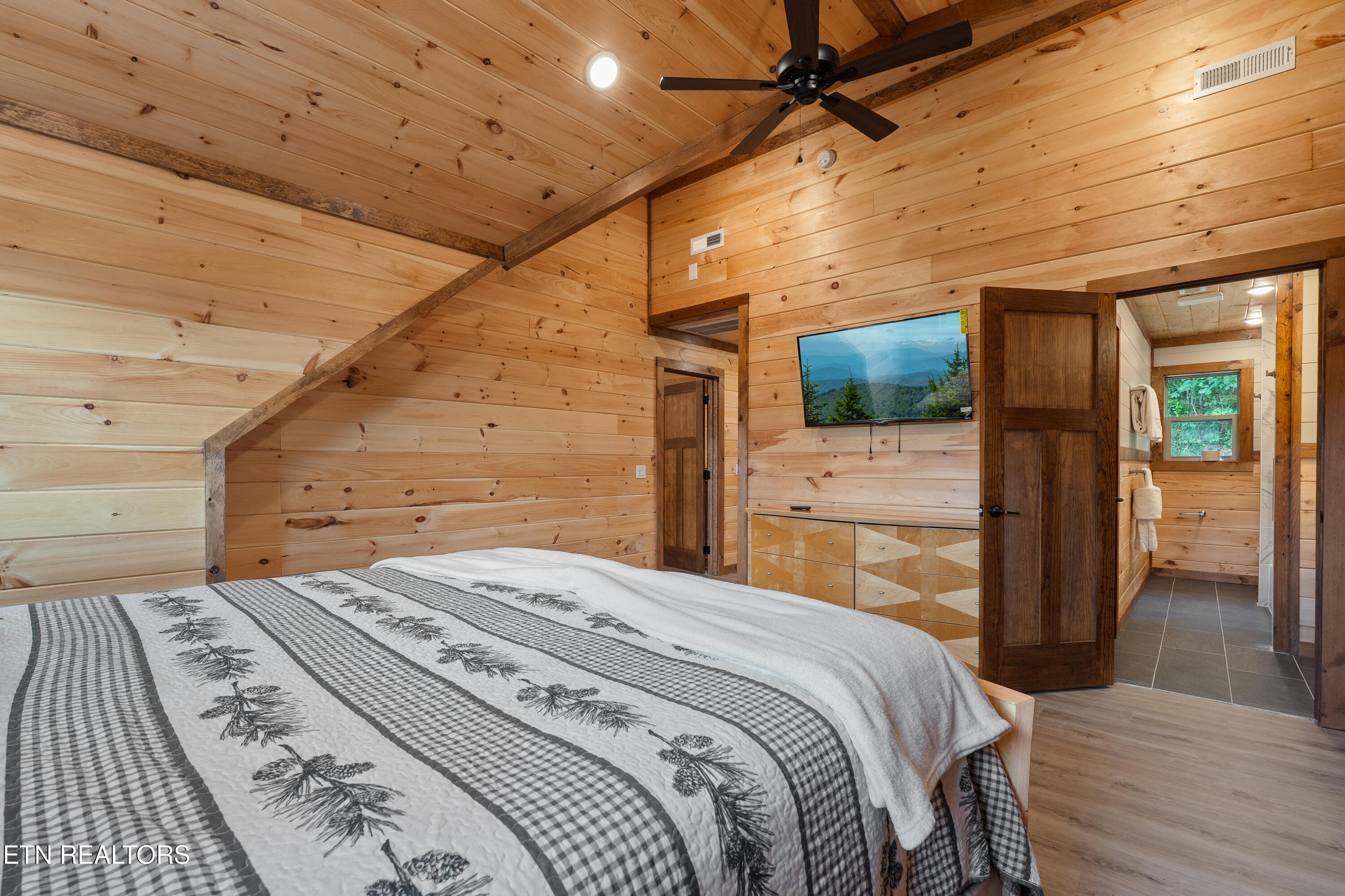 334 Long Hollow Road Sevierville TN 37876