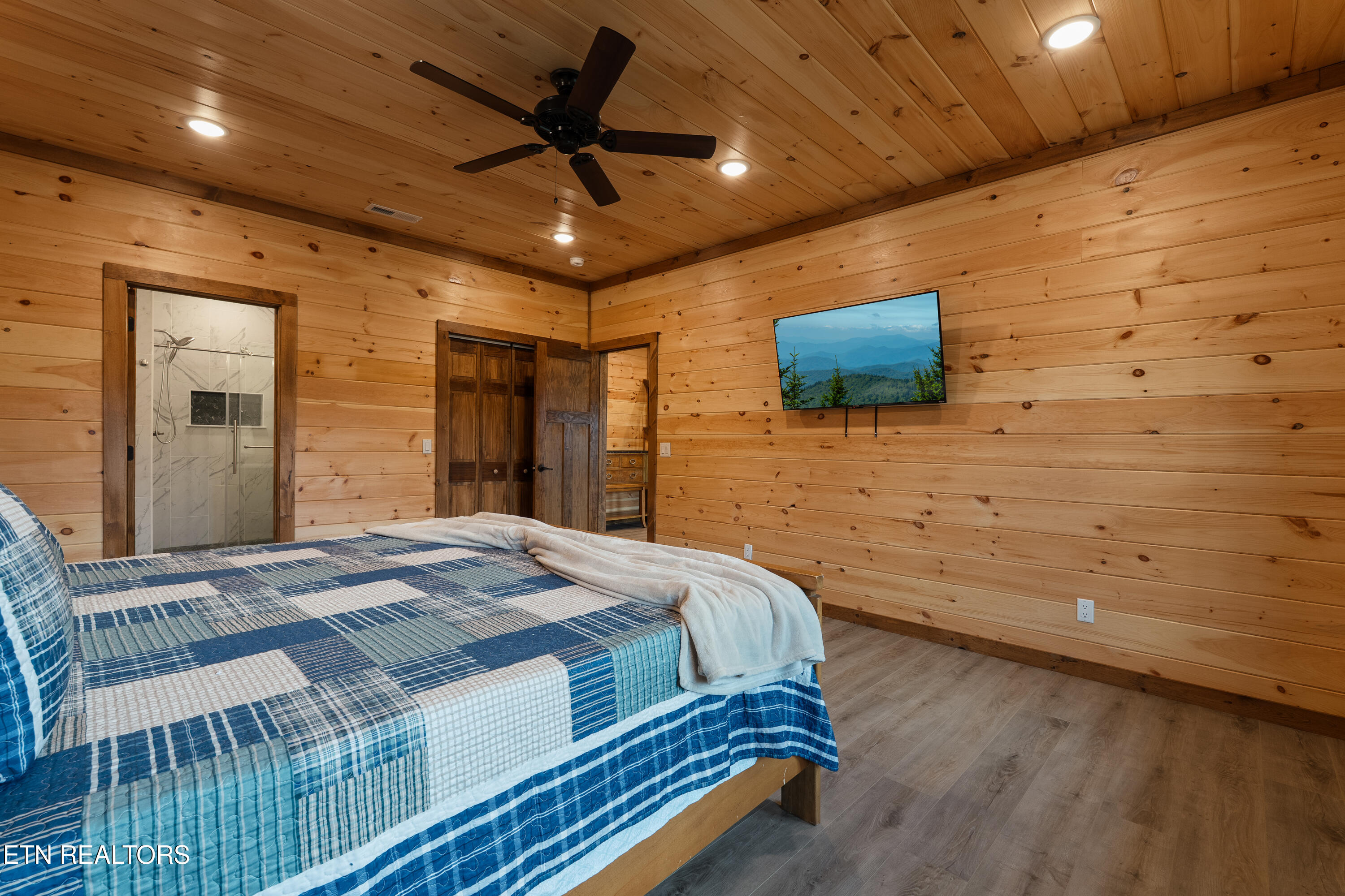 334 Long Hollow Road Sevierville TN 37876