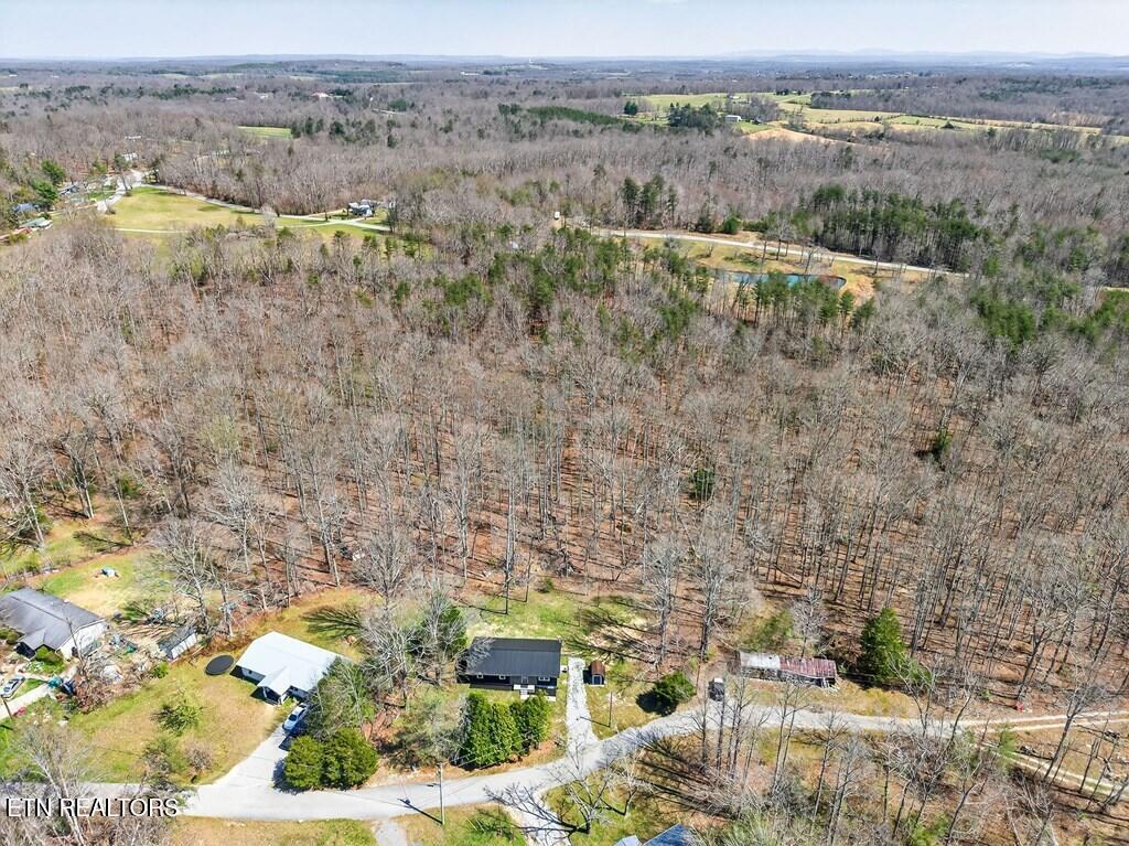 121 Twin Oaks Road Pikeville TN 37367