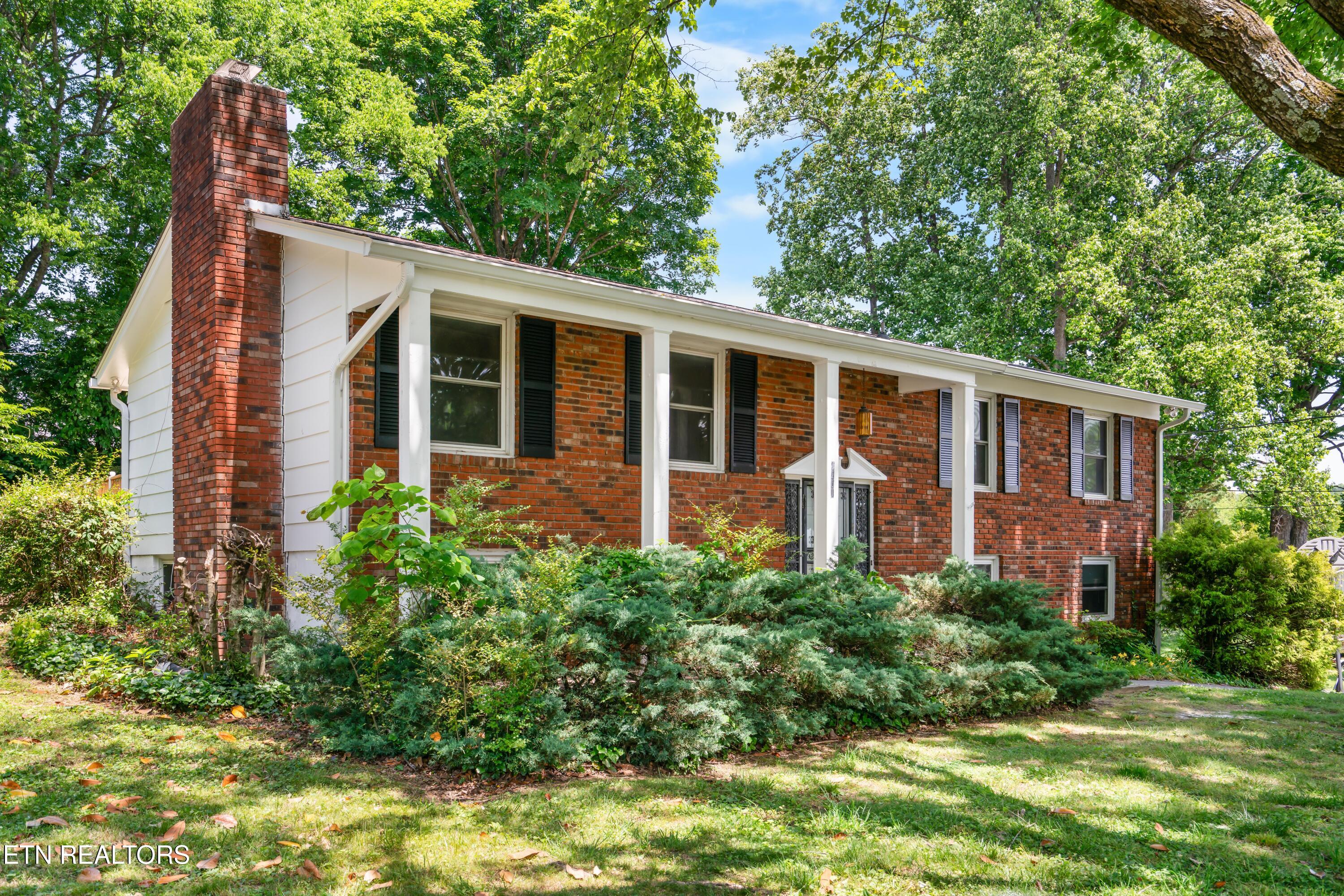 4201 Pleasantwood Drive Knoxville TN 37921
