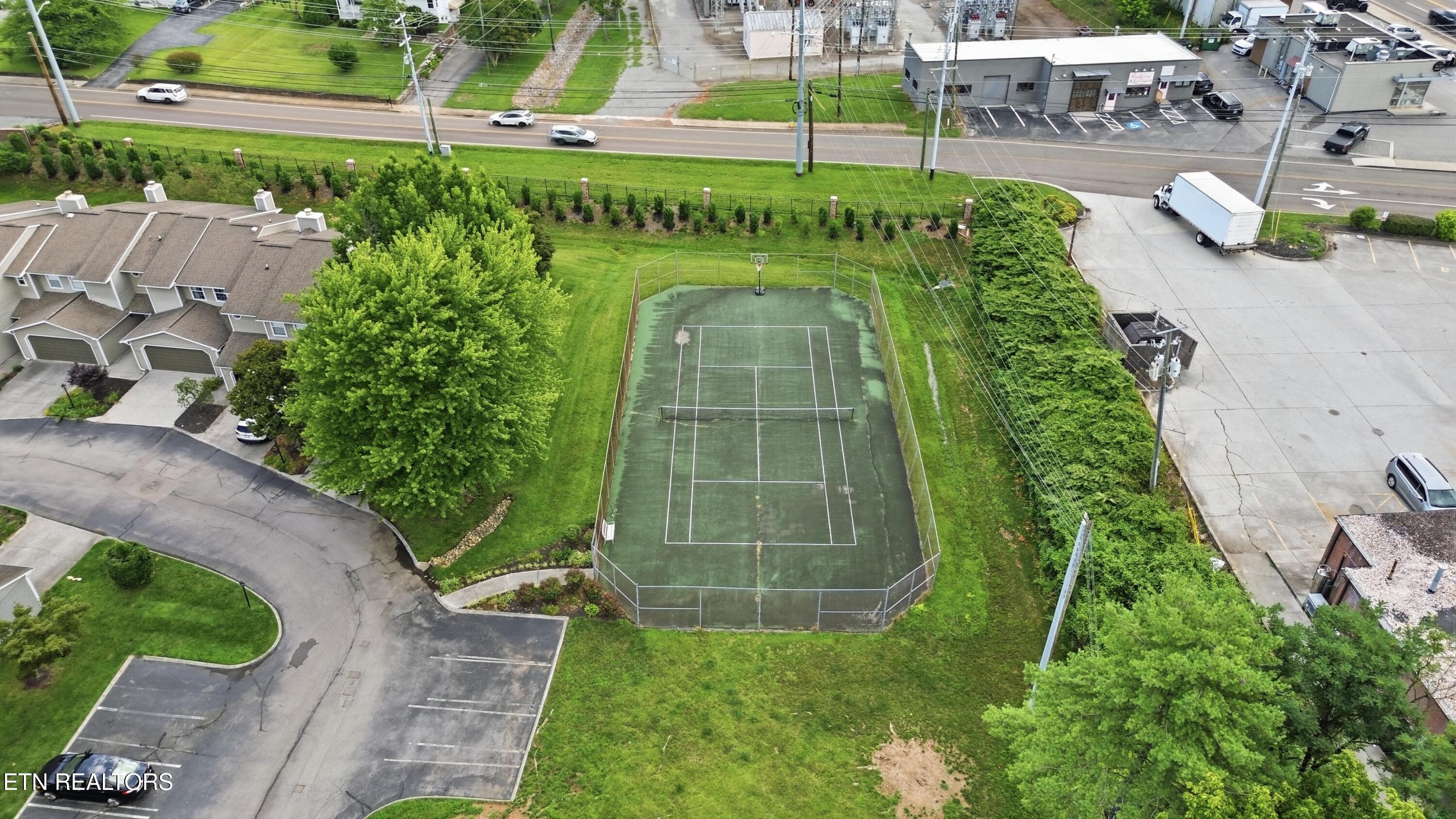 1307 Covington Drive Knoxville TN 37919