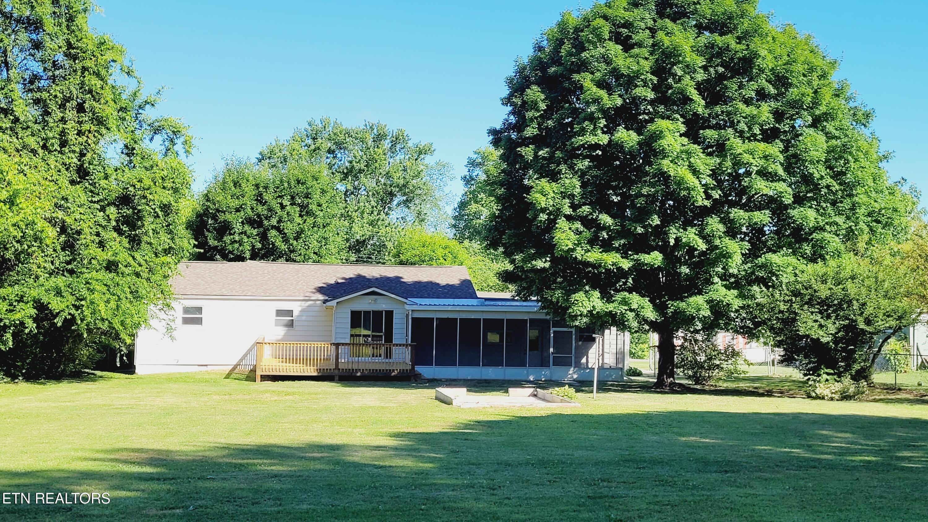 308 Naueda Drive Knoxville TN 37912