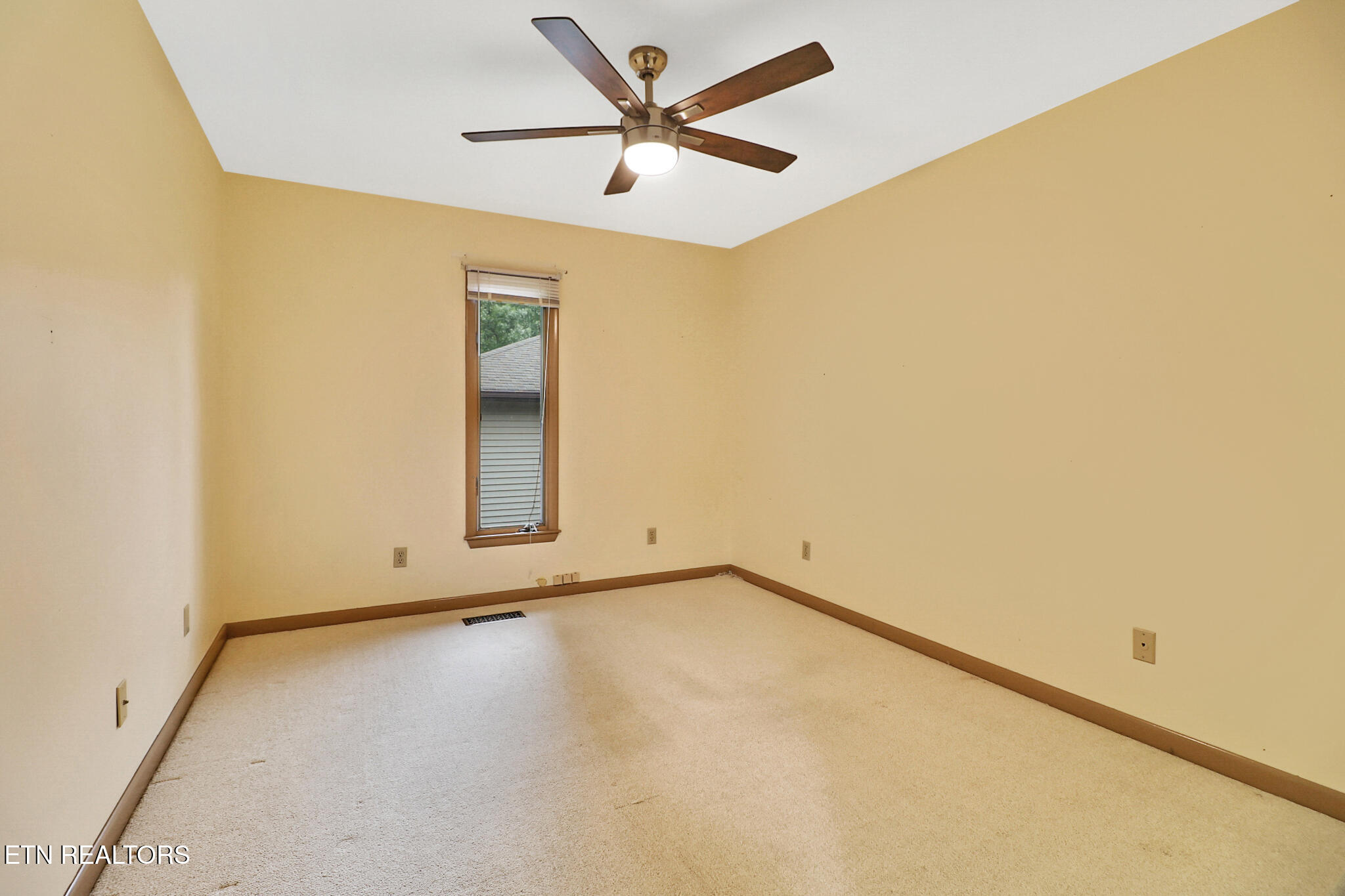 104 Baltusrol Road Crossville TN 38558