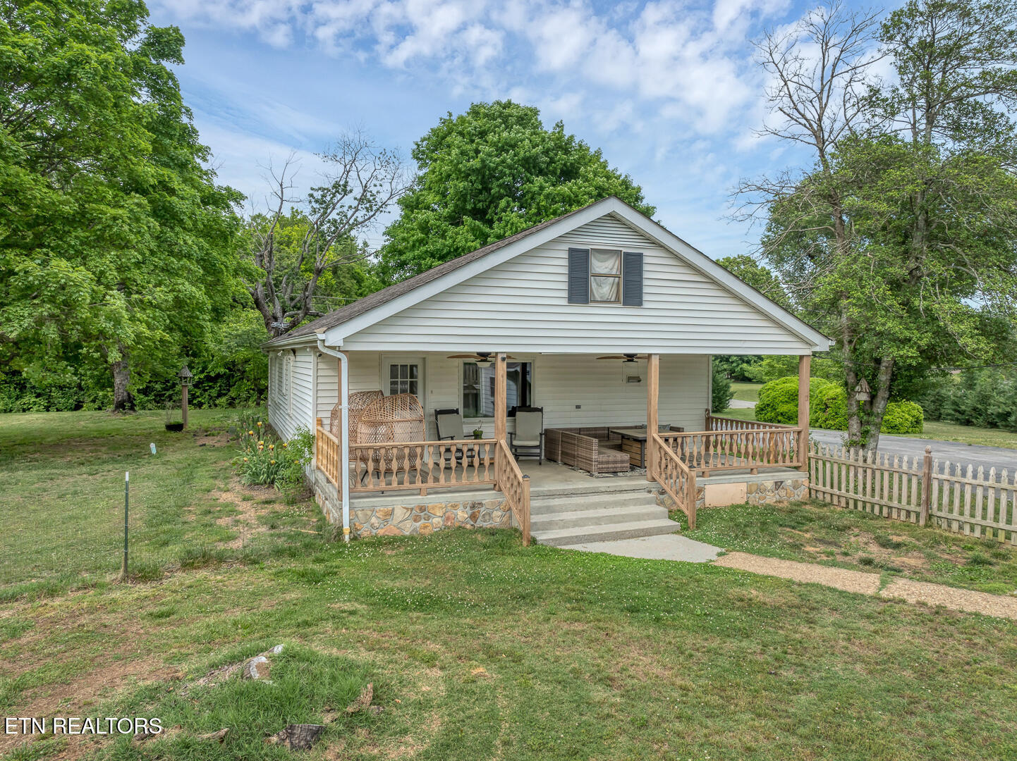 1533 Middlesettlements Road Maryville TN 37801