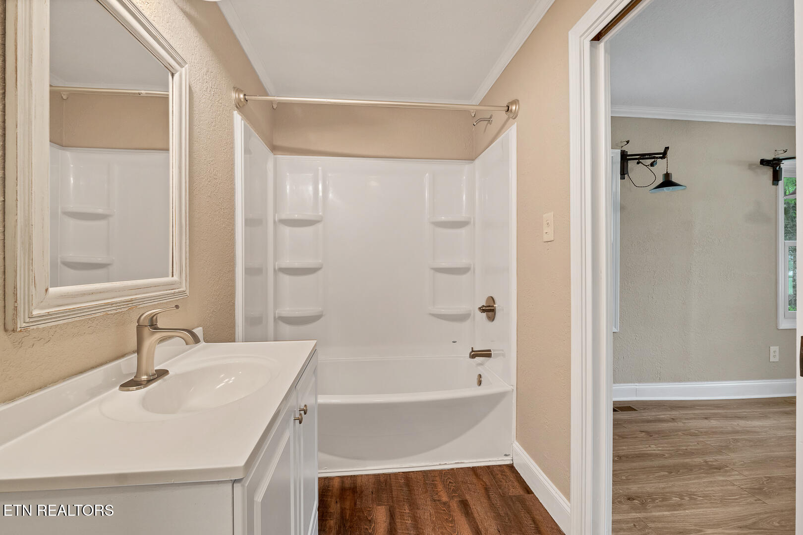 1533 Middlesettlements Road Maryville TN 37801