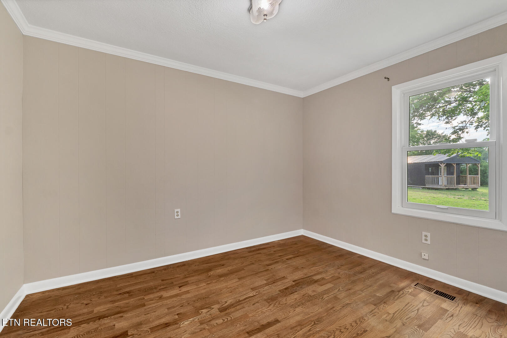 1533 Middlesettlements Road Maryville TN 37801