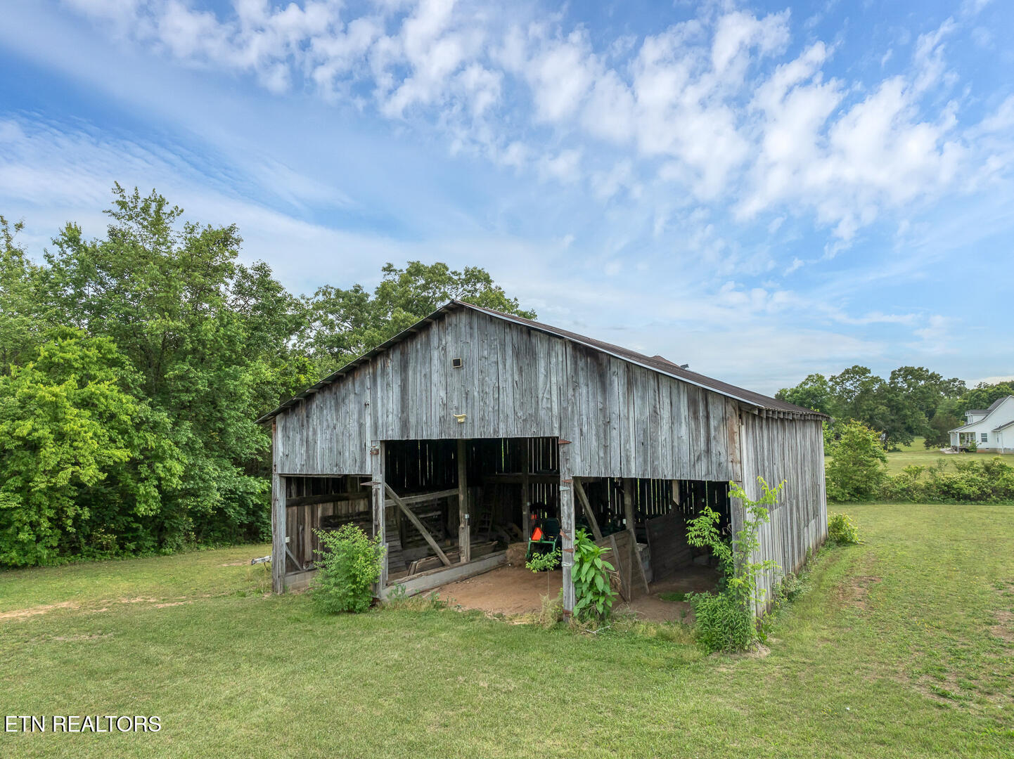 1533 Middlesettlements Road Maryville TN 37801
