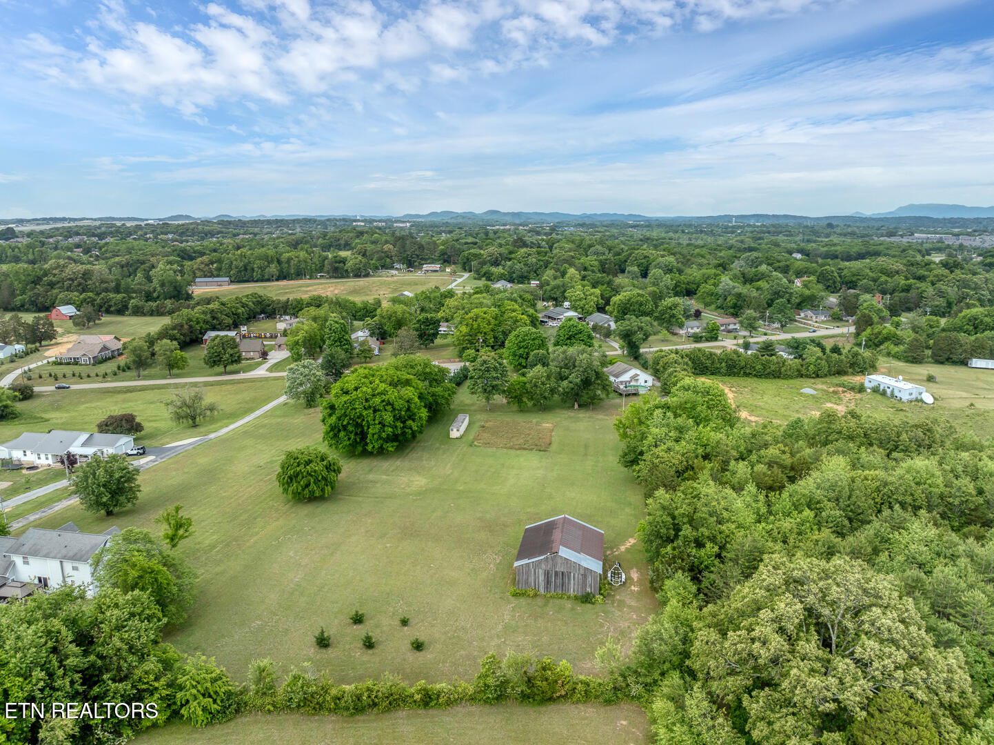 1533 Middlesettlements Road Maryville TN 37801
